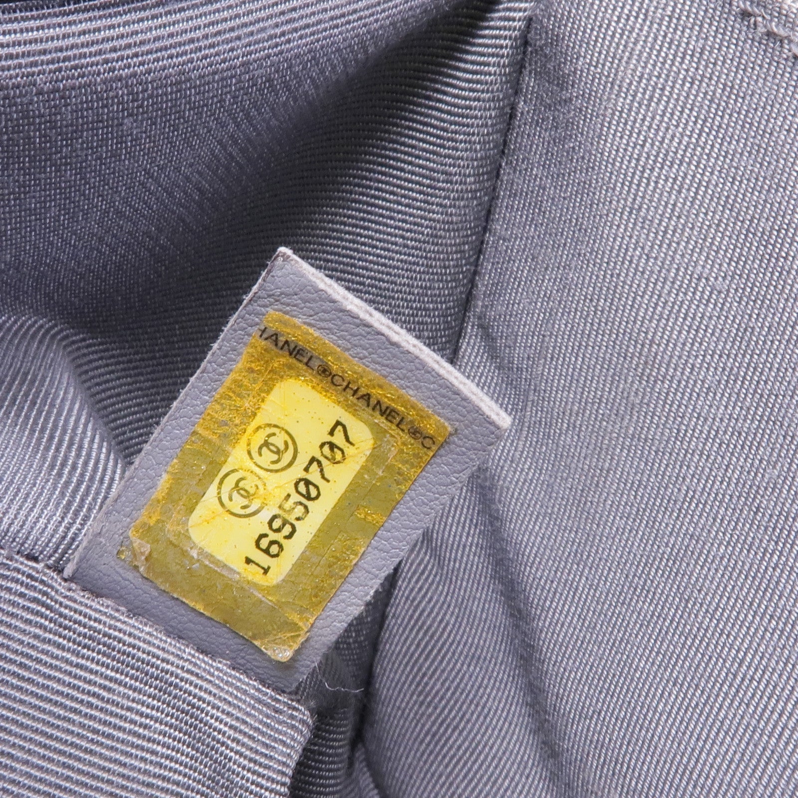 CHANEL 羊皮皮革Boy 25銀扣鏈帶肩背袋