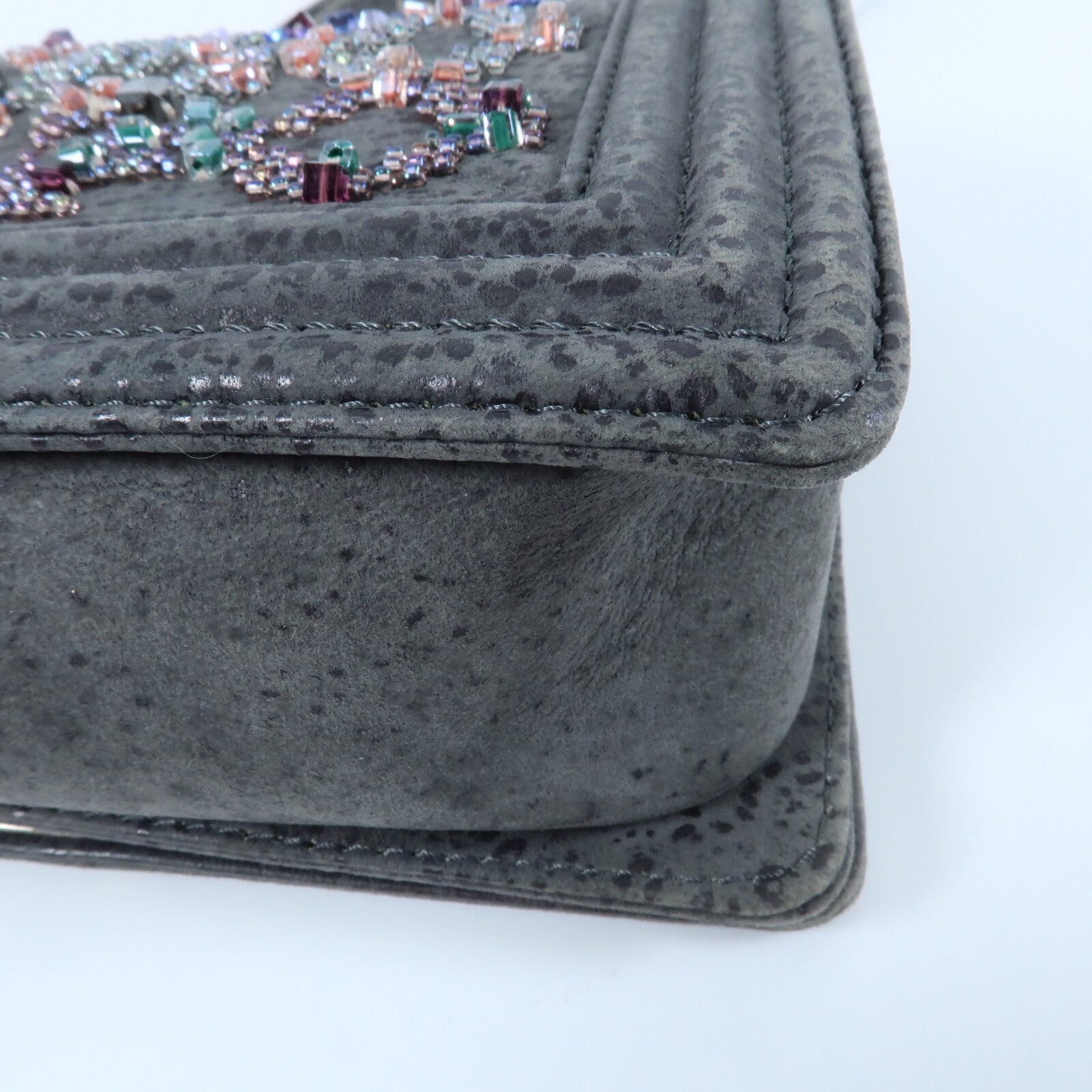 CHANEL Textured Suede Boy 25鏈帶肩背袋