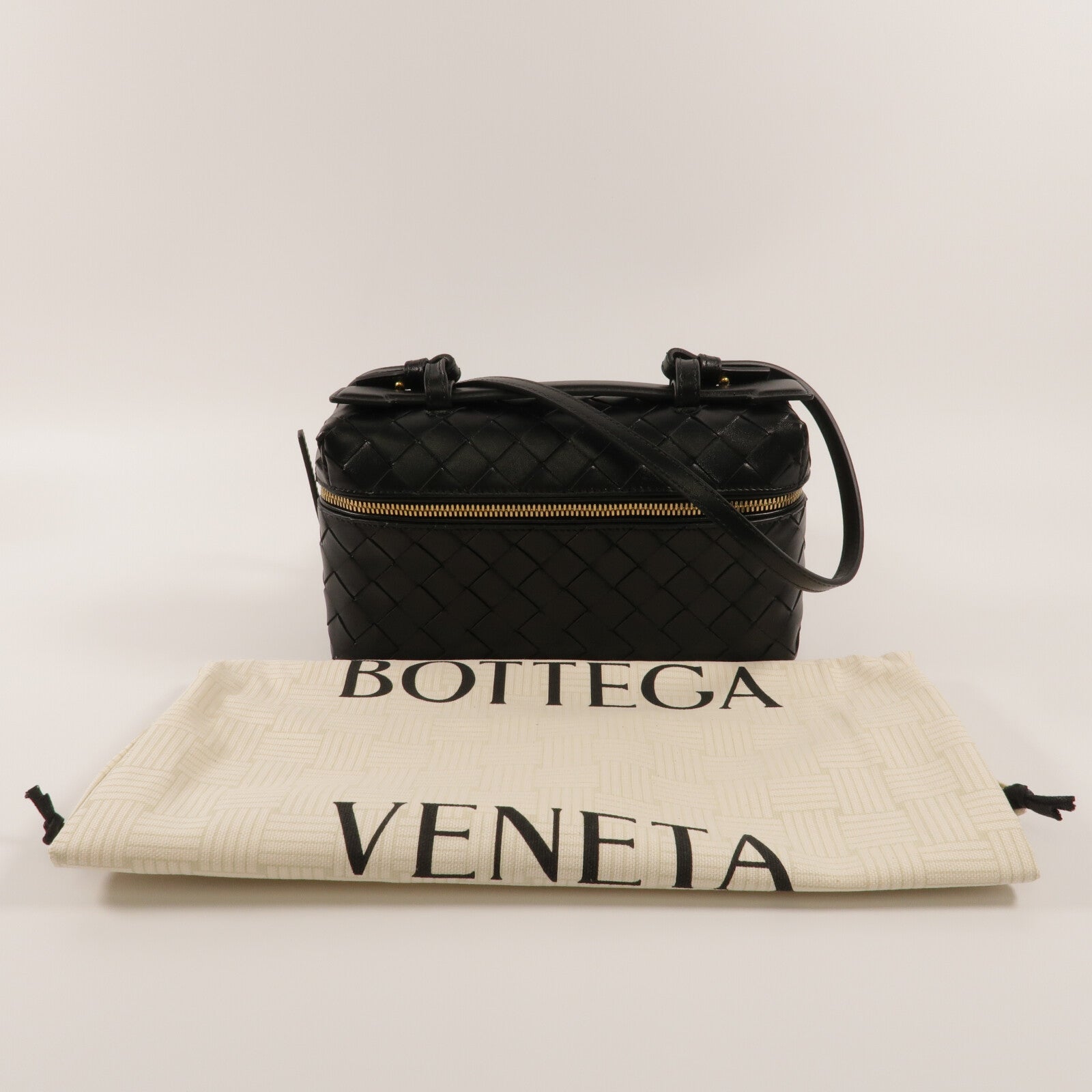 BOTTEGA VENETA 牛皮皮革Bang Bang手挽肩背兩用袋