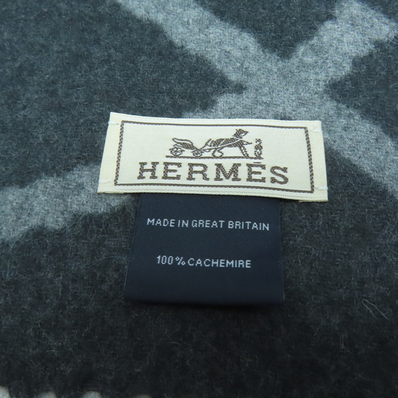 HERMES 【激減優惠】羊絨Scarf圍巾灰色