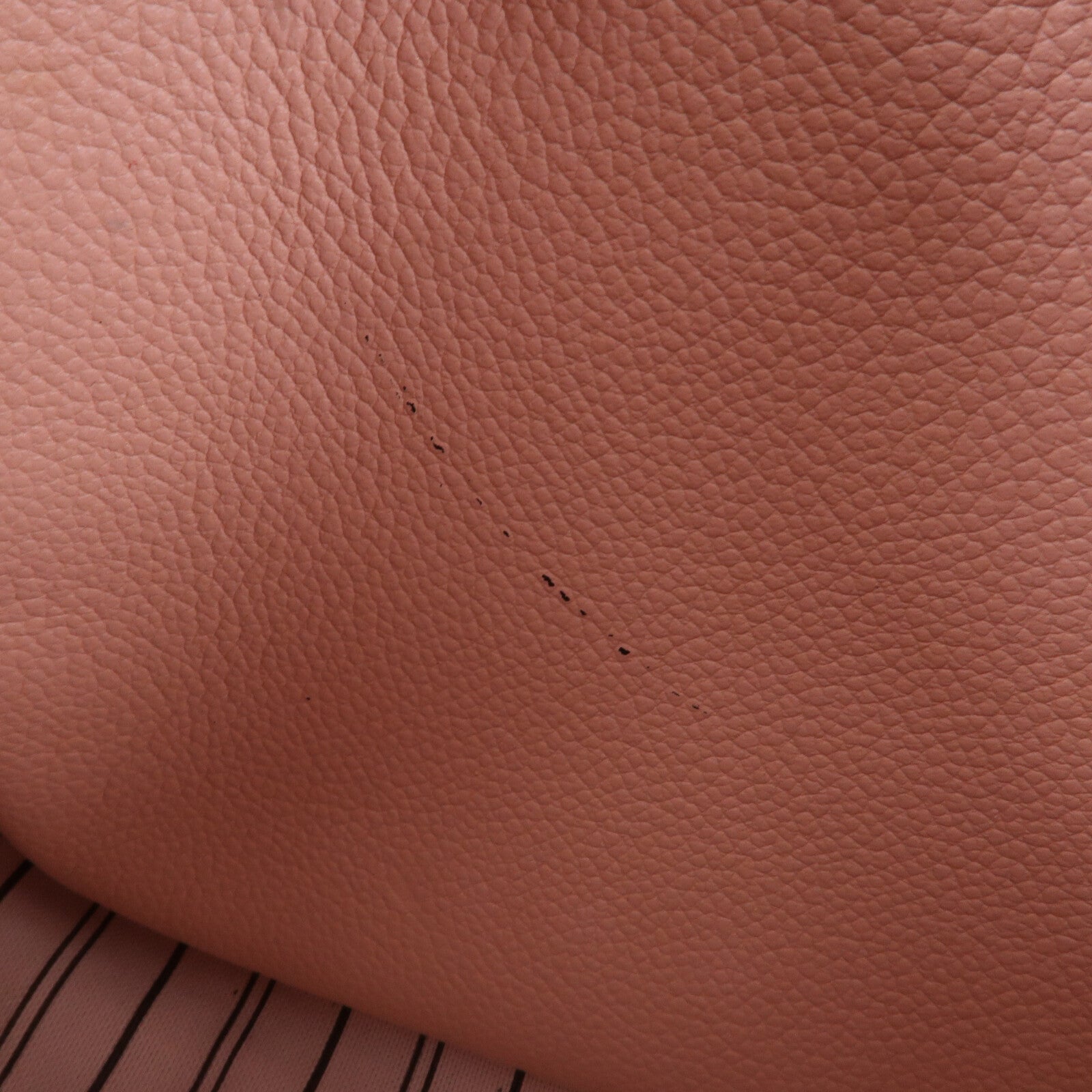 LOUIS VUITTON Monogram Empreinte Montaigne MM手挽肩背兩用袋