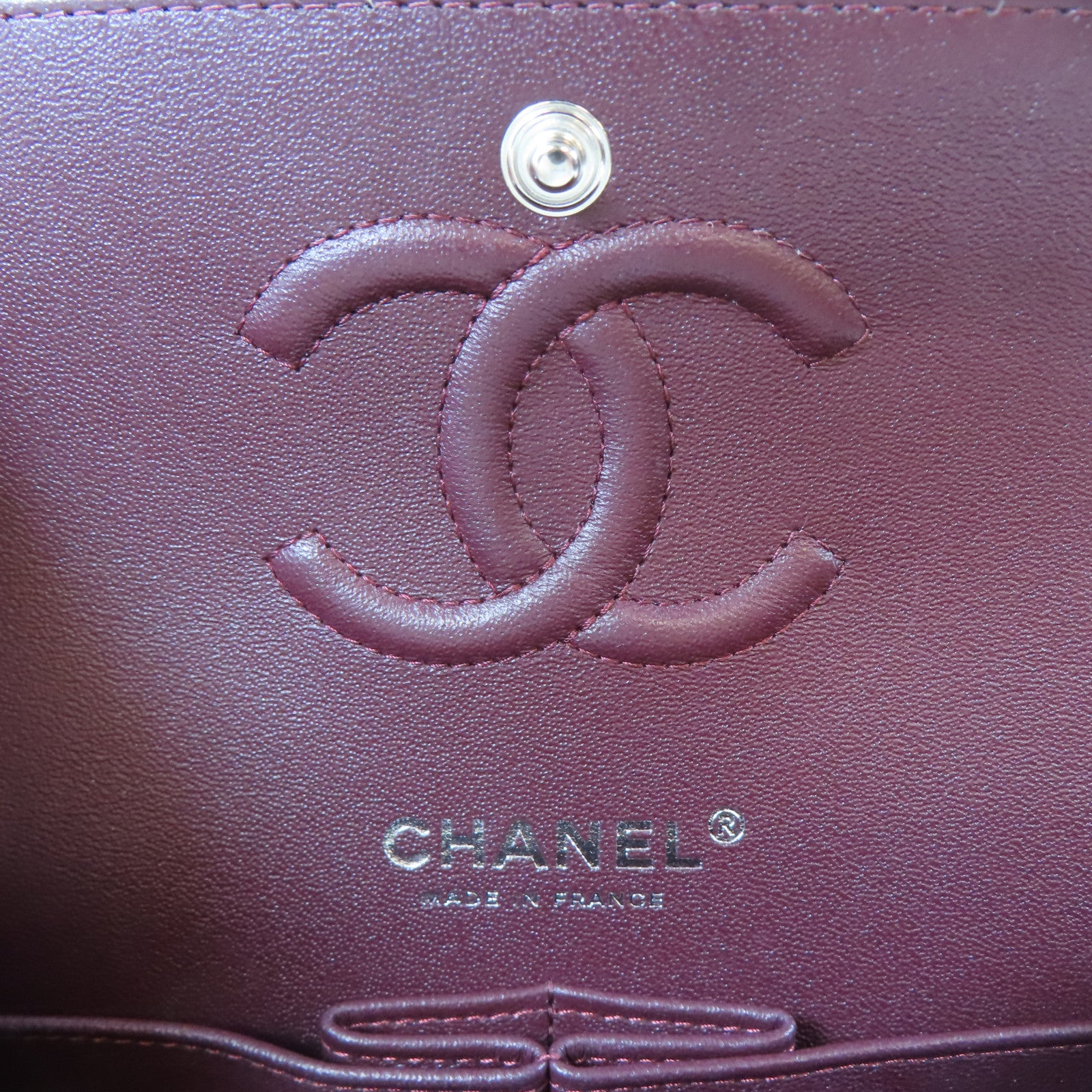 CHANEL 菱格牛皮皮革Classic 23cm銀扣鏈帶肩背袋黑色