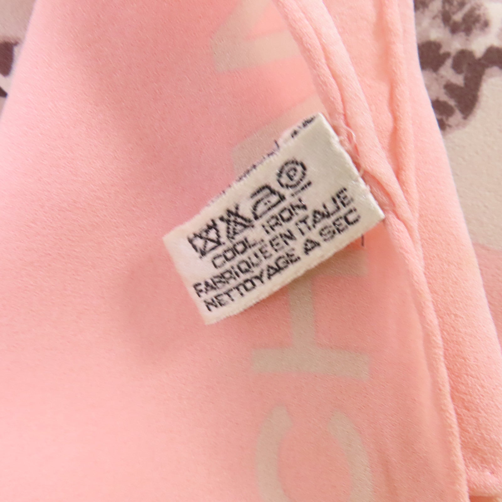 CHANEL 絲質Scarf絲巾杏色/粉紅色