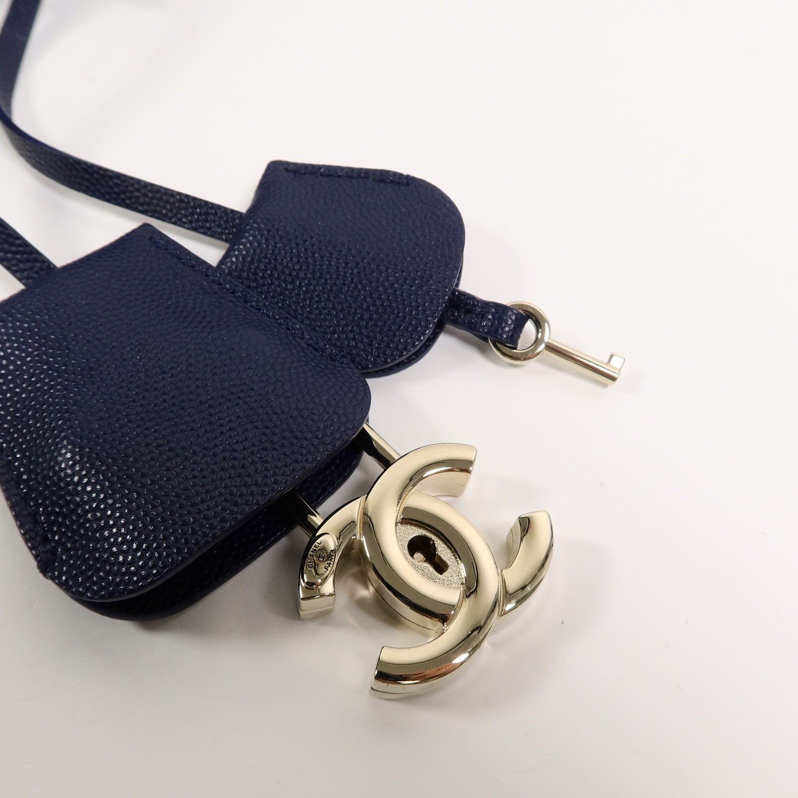 CHANEL 牛皮皮革CC Filigree Vanity Case手挽肩背兩用袋