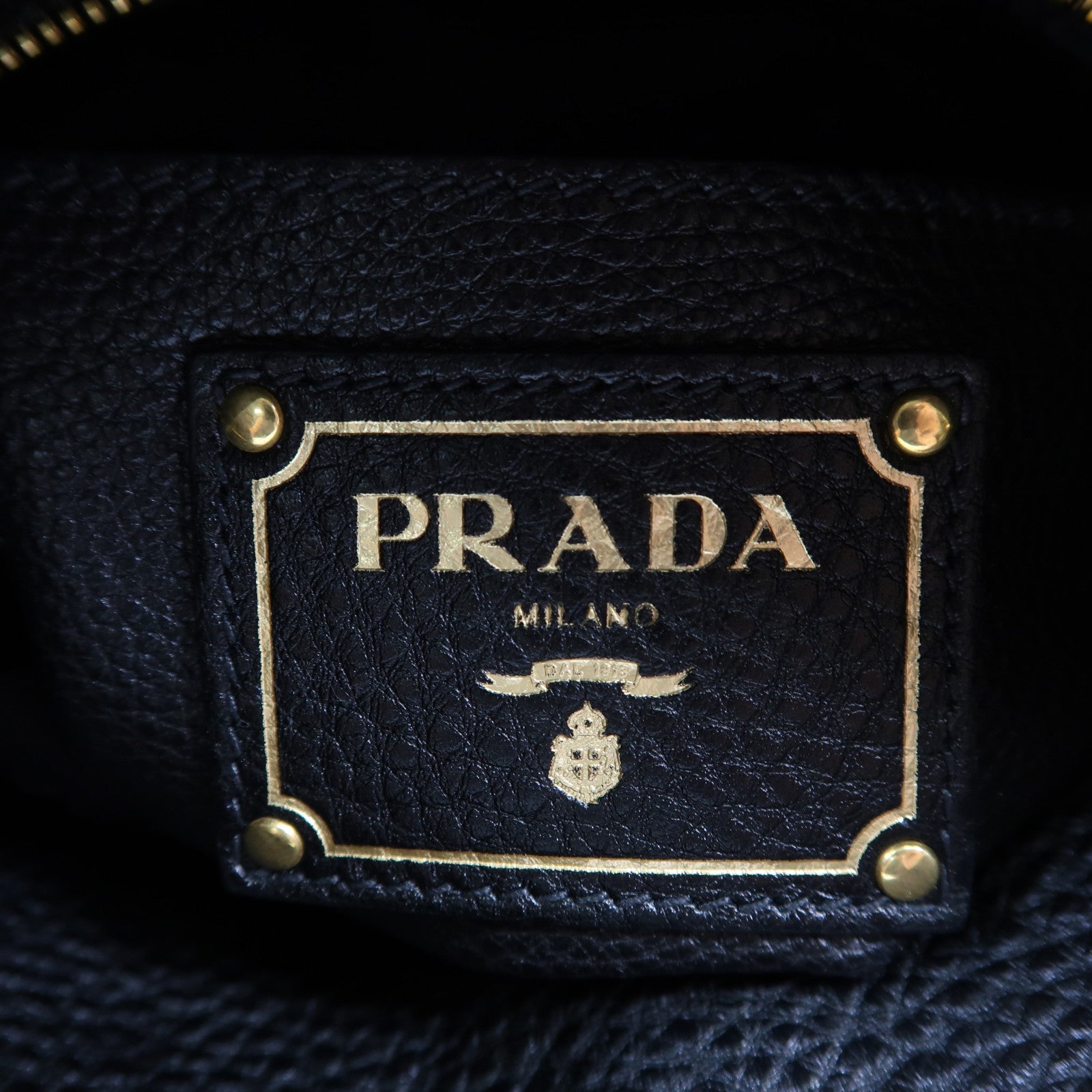 PRADA 【激減優惠】牛皮皮革Shoulder Bag金扣肩背袋