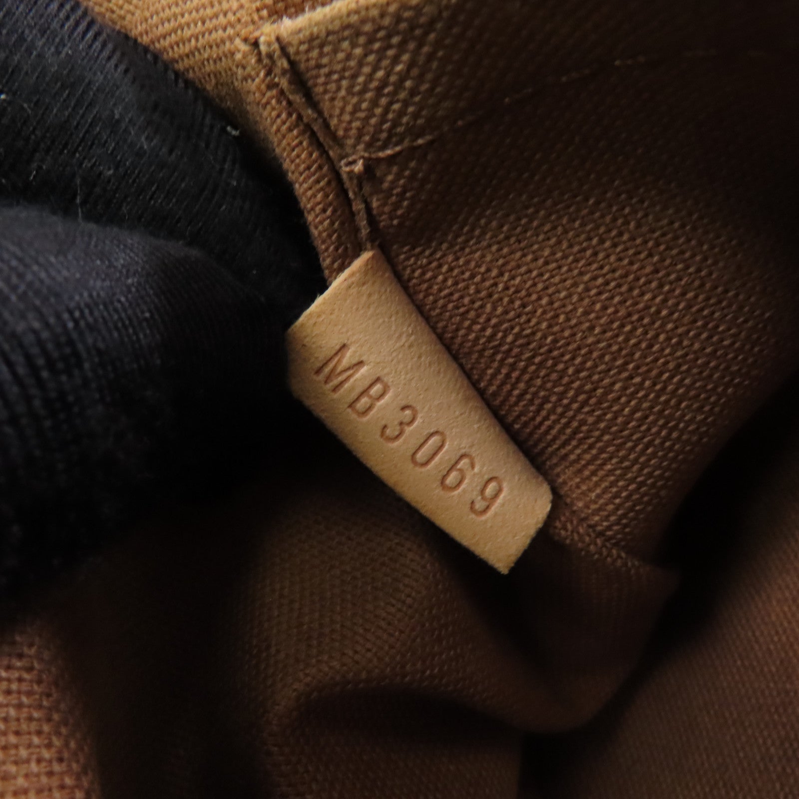 LOUIS VUITTON 【激減優惠】Monogram Tivoli GM金扣肩背袋啡色