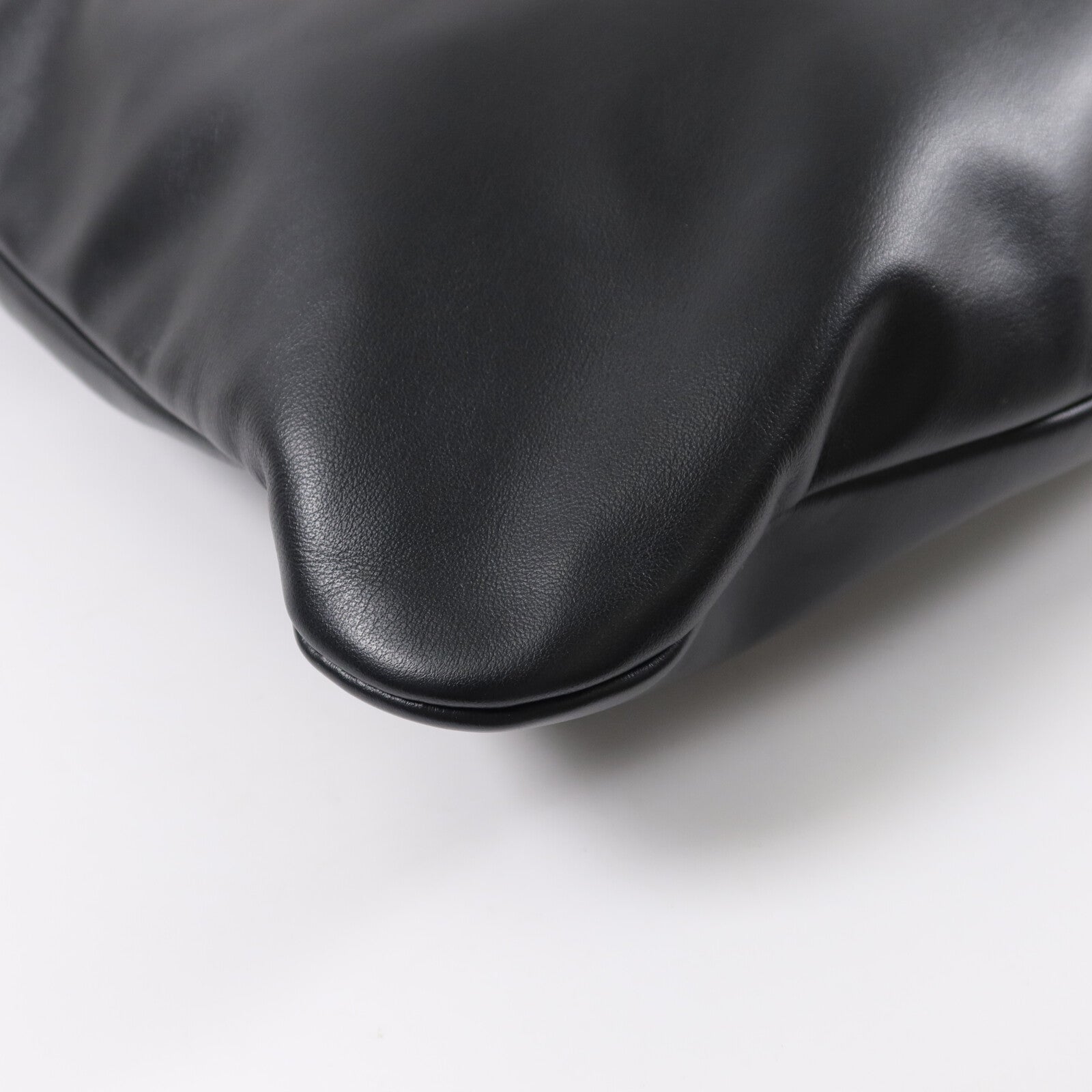 Miu Miu 牛皮皮革Ivy Leather Bag手挽袋