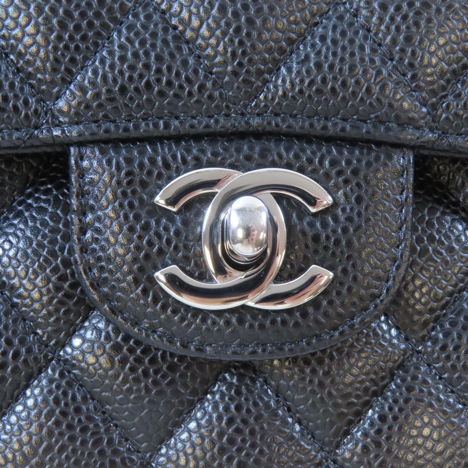 CHANEL 菱格牛皮皮革Classic 23cm銀扣鏈帶肩背袋黑色