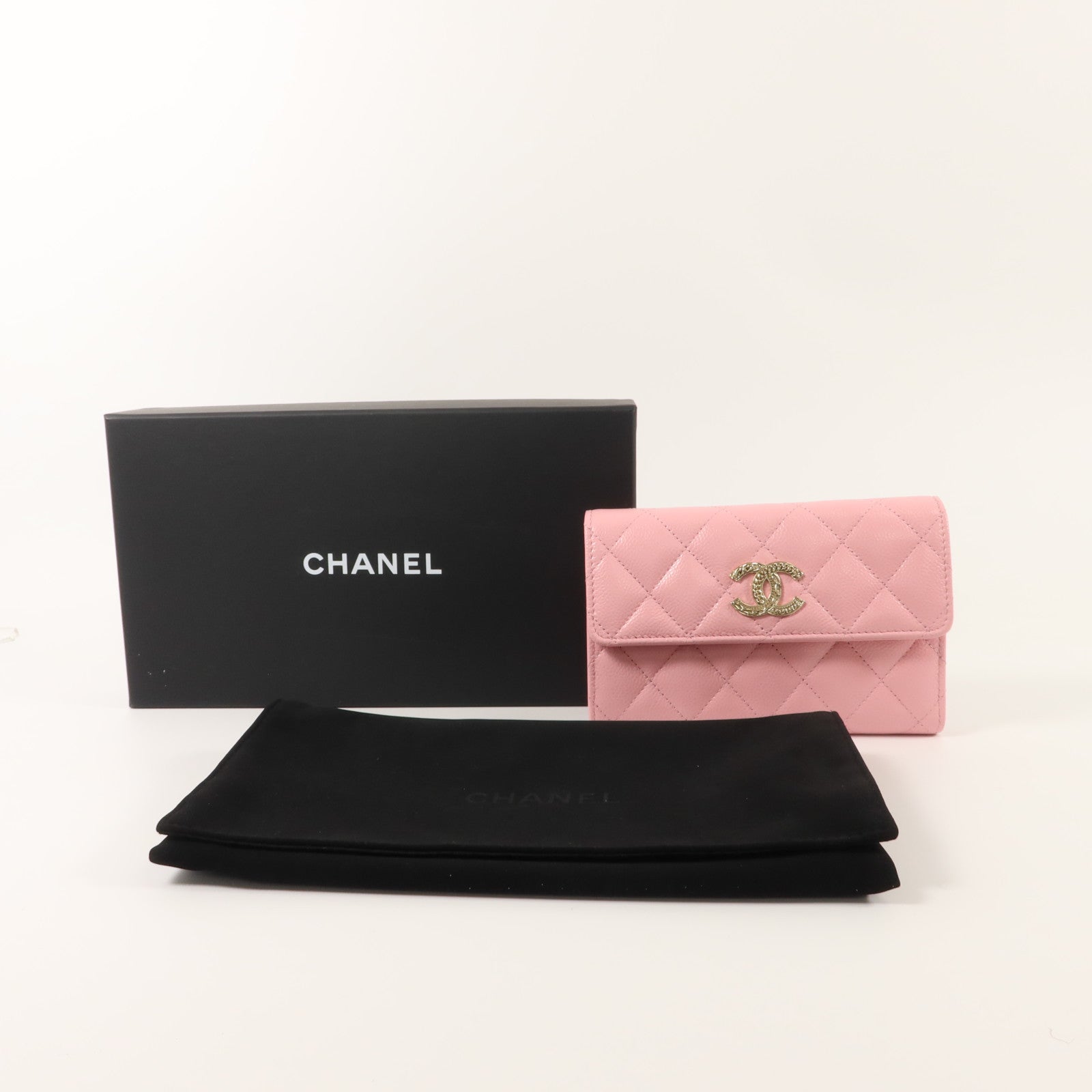 CHANEL 牛皮皮革Classic Medium Flap Wallet金扣錢包