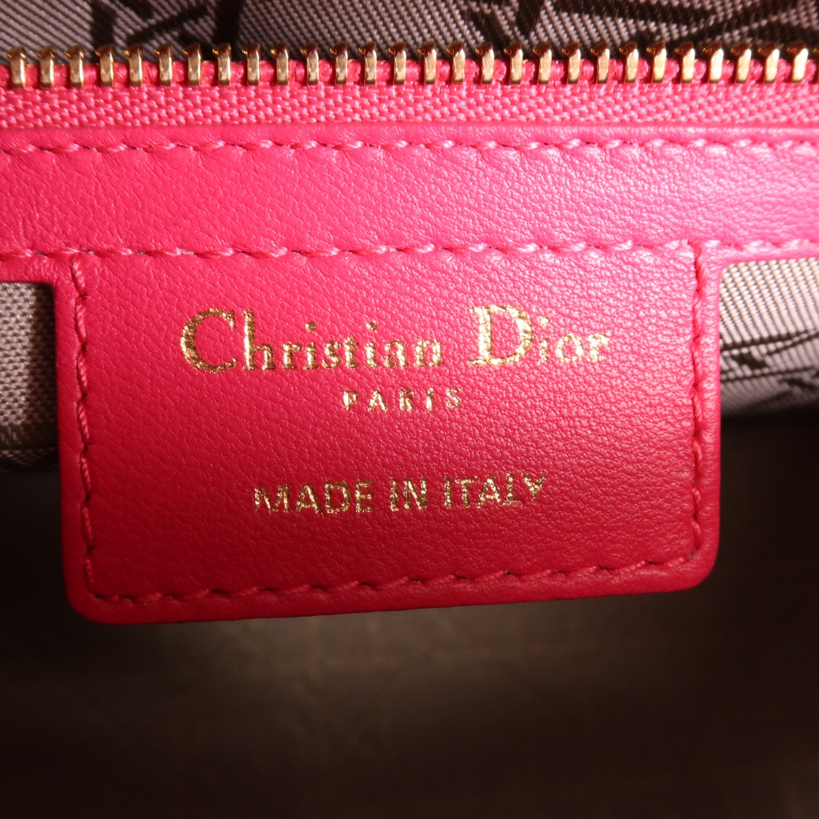 Dior 羊皮皮革Lady Dior Medium金扣手挽肩背兩用袋