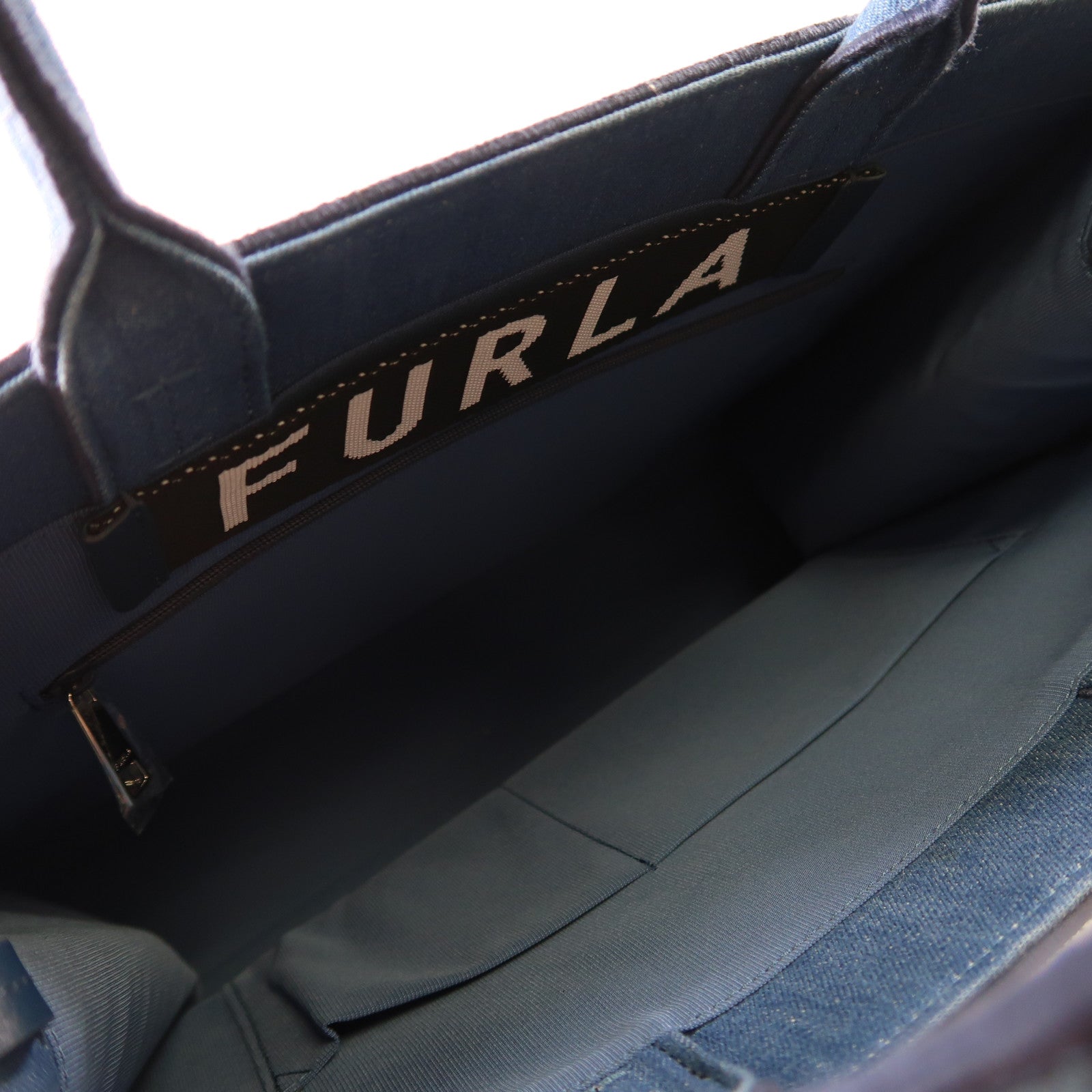 Furla 牛仔布Hand Bag銀扣手挽袋藍色