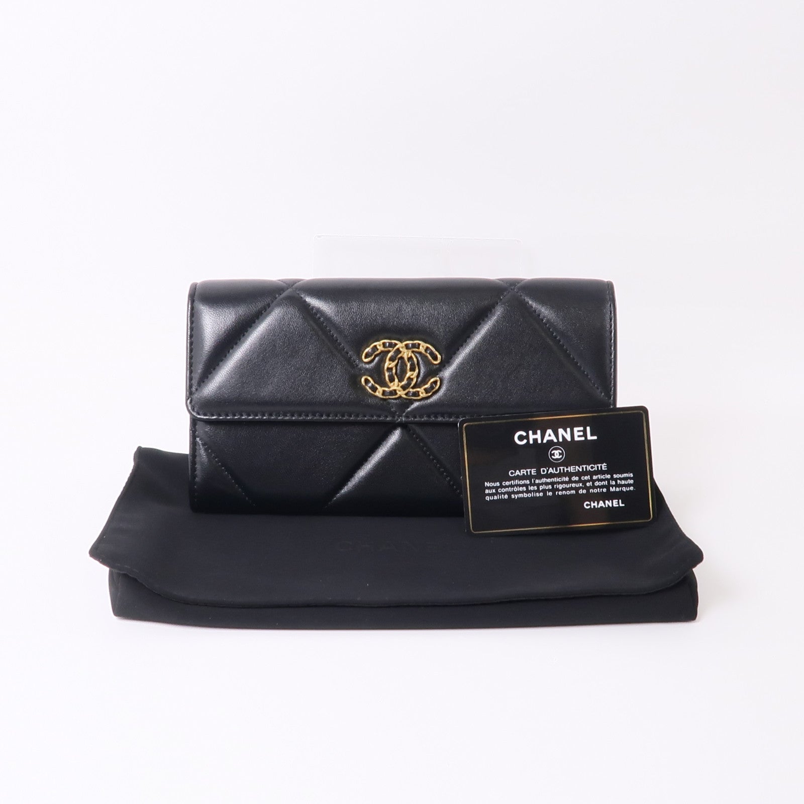 CHANEL 羊皮皮革C19 Long Wallet金扣長錢包黑色