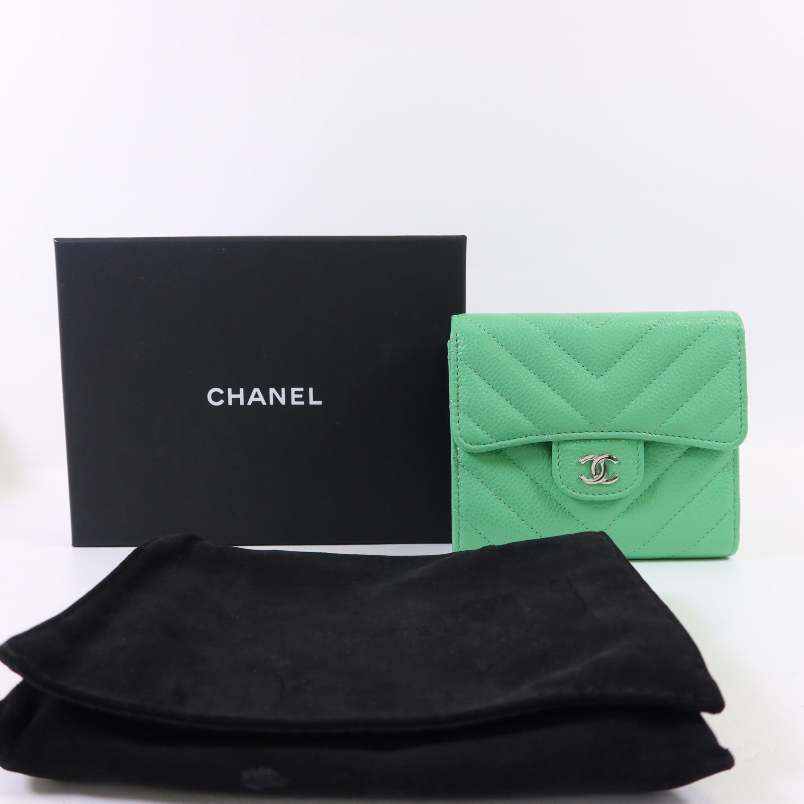 CHANEL 牛皮皮革Three-fold Wallet銀扣錢包