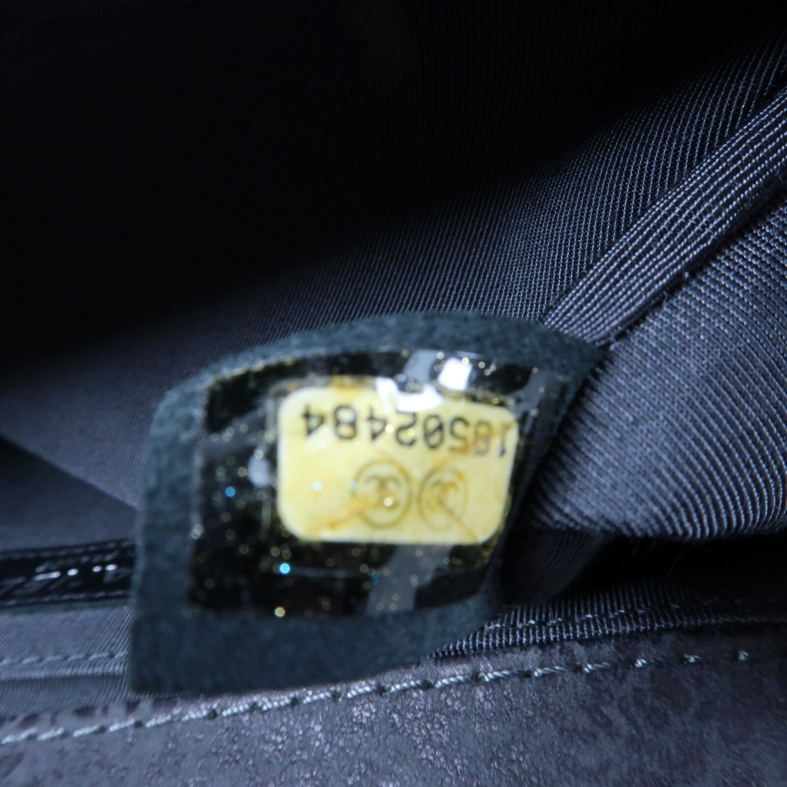CHANEL Textured Suede Boy 25鏈帶肩背袋