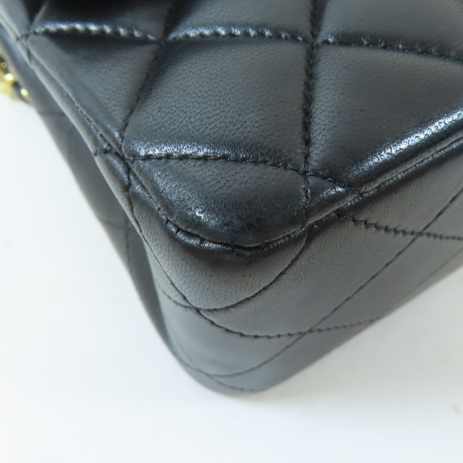 CHANEL 【激減優惠】菱格羊皮皮革Classic 25金扣鏈帶肩背袋黑色