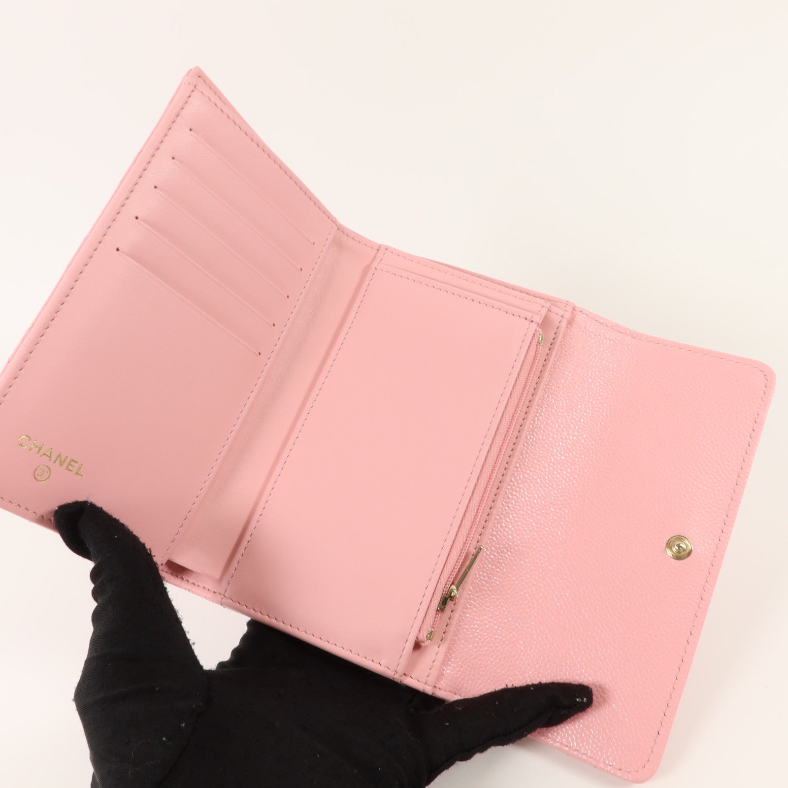 CHANEL 牛皮皮革Classic Medium Flap Wallet金扣錢包