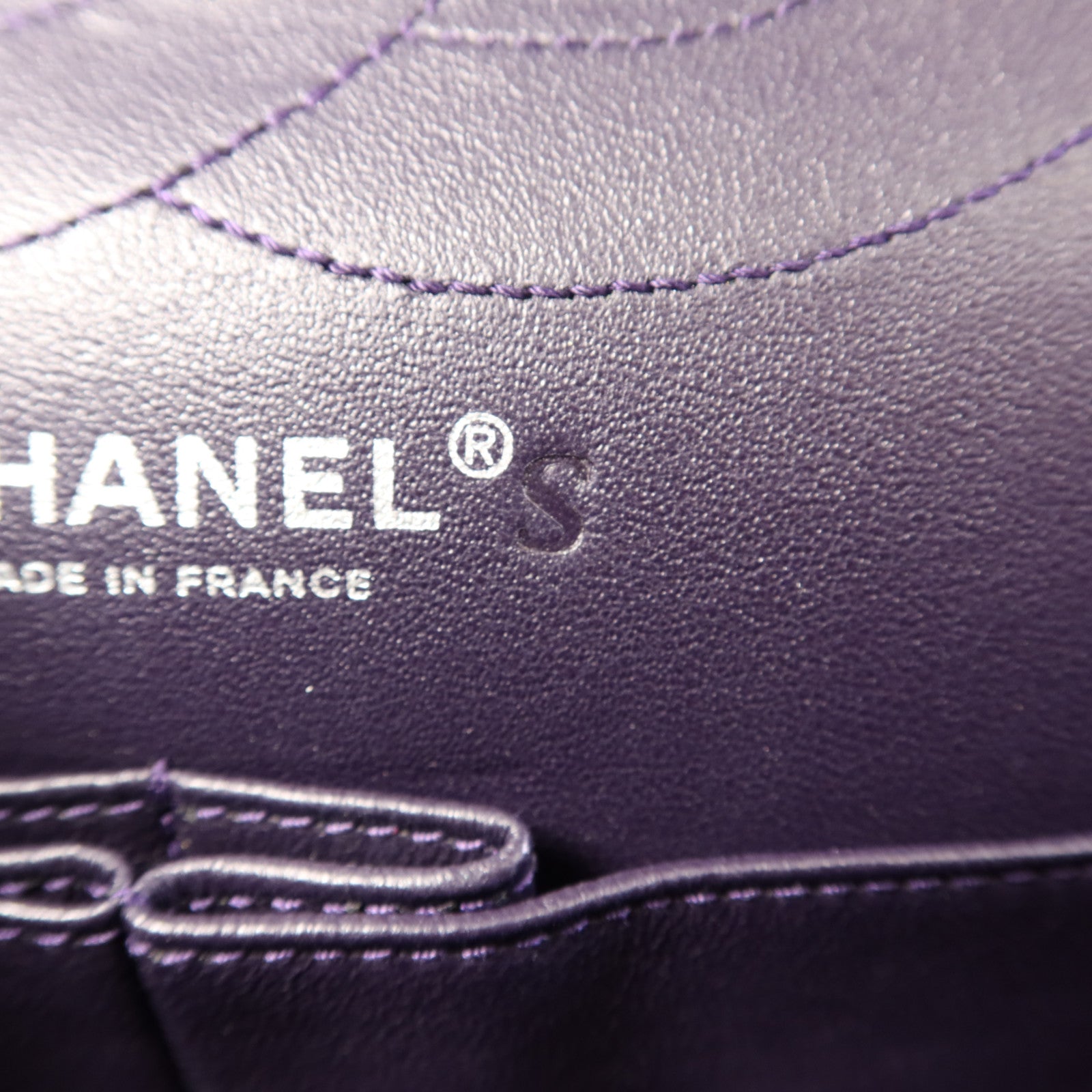 CHANEL 【激減優惠】牛皮皮革2.55 Jumbo銀扣鏈帶肩背袋