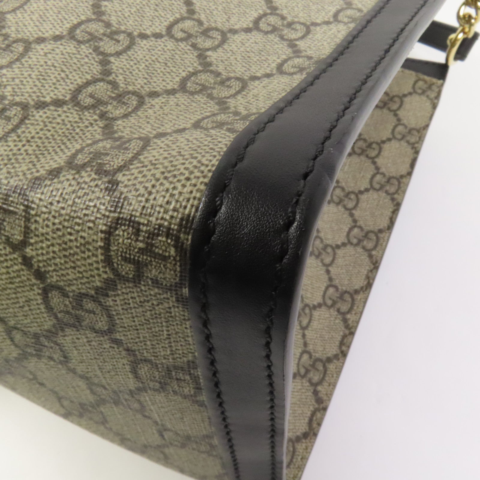GUCCI 塗層帆布Padlock Medium Chain Shoulder Bag金扣鏈帶肩背袋