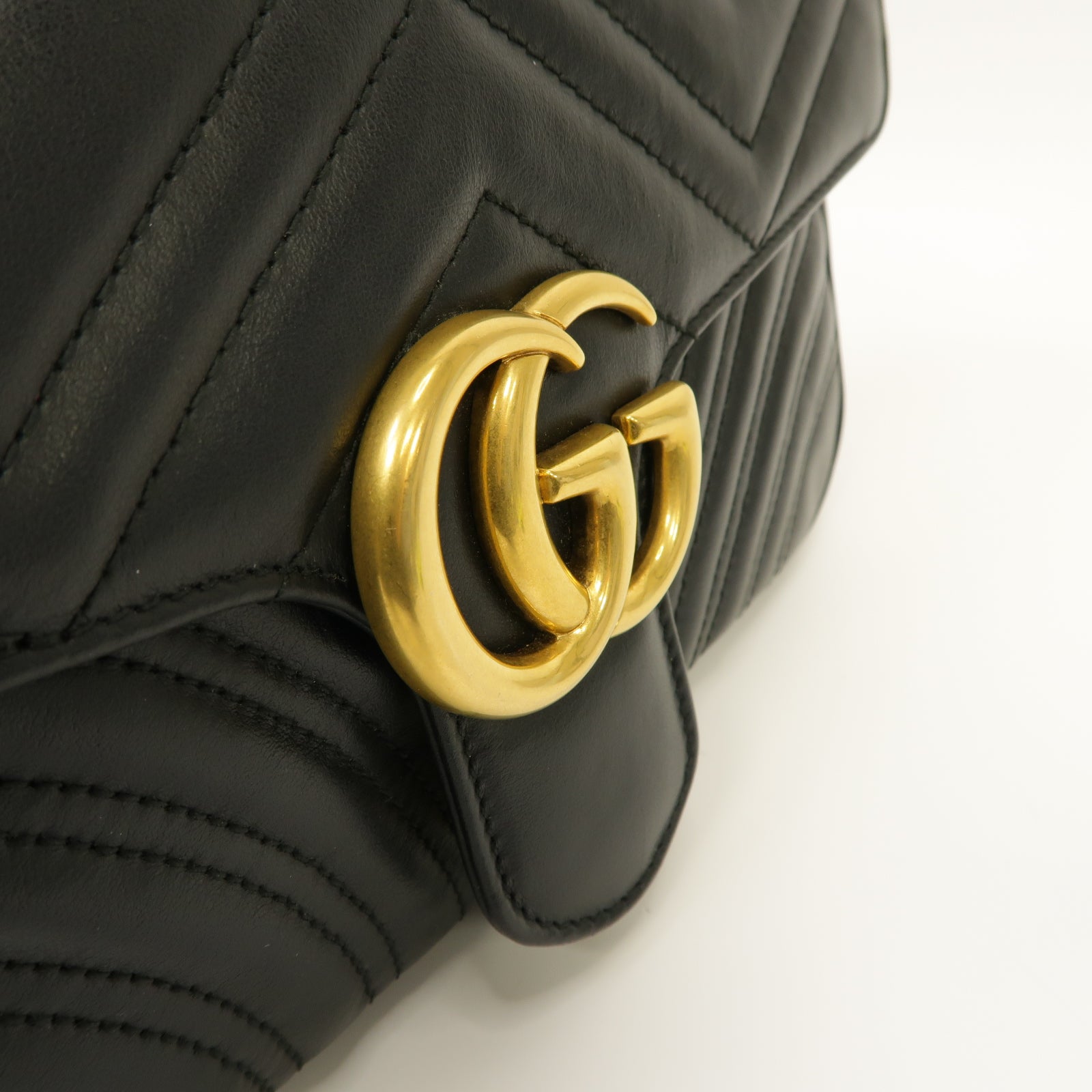 GUCCI 牛皮皮革Shoulder Bag金扣鏈帶肩背袋黒色