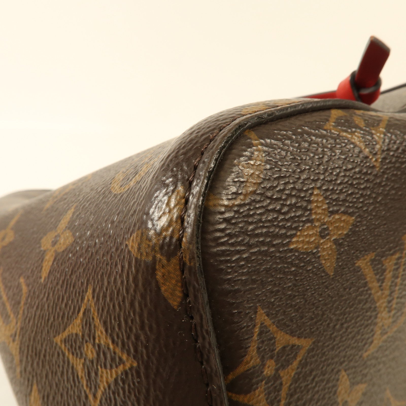 LOUIS VUITTON Monogram Neo Noe Bucket Bag金扣肩背袋Coquelicot