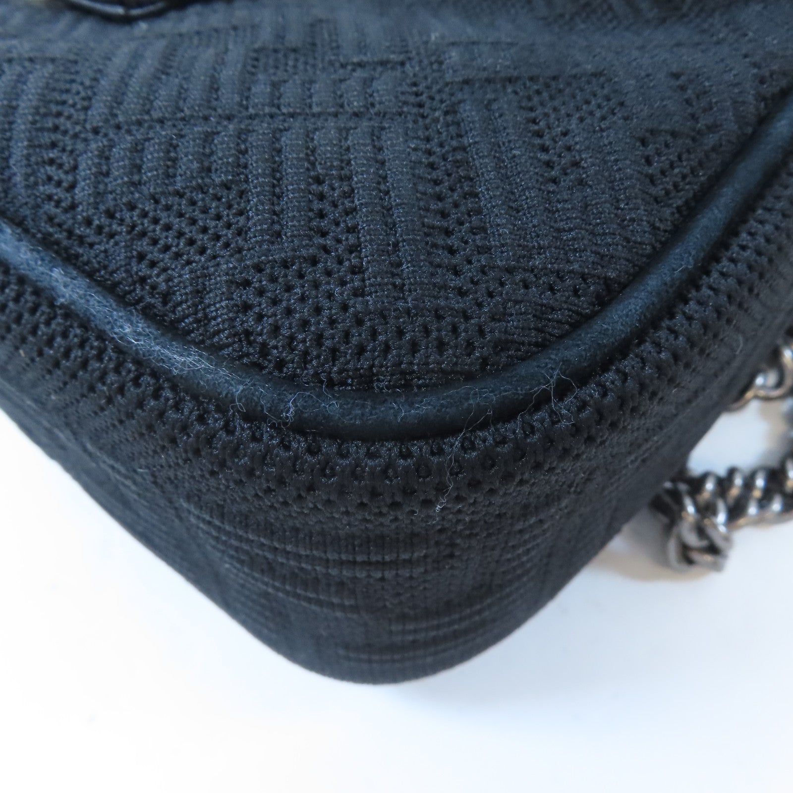 FENDI 帆布Chain Shoulder銀扣鏈帶肩背袋黑色
