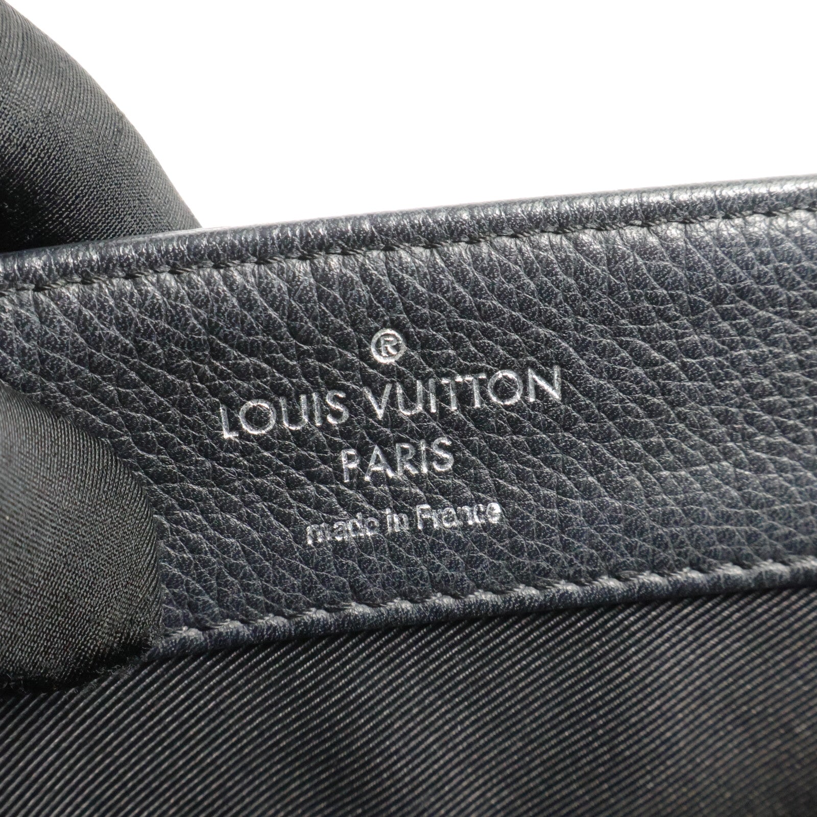 LOUIS VUITTON 牛皮皮革Lock Me手挽肩背兩用袋