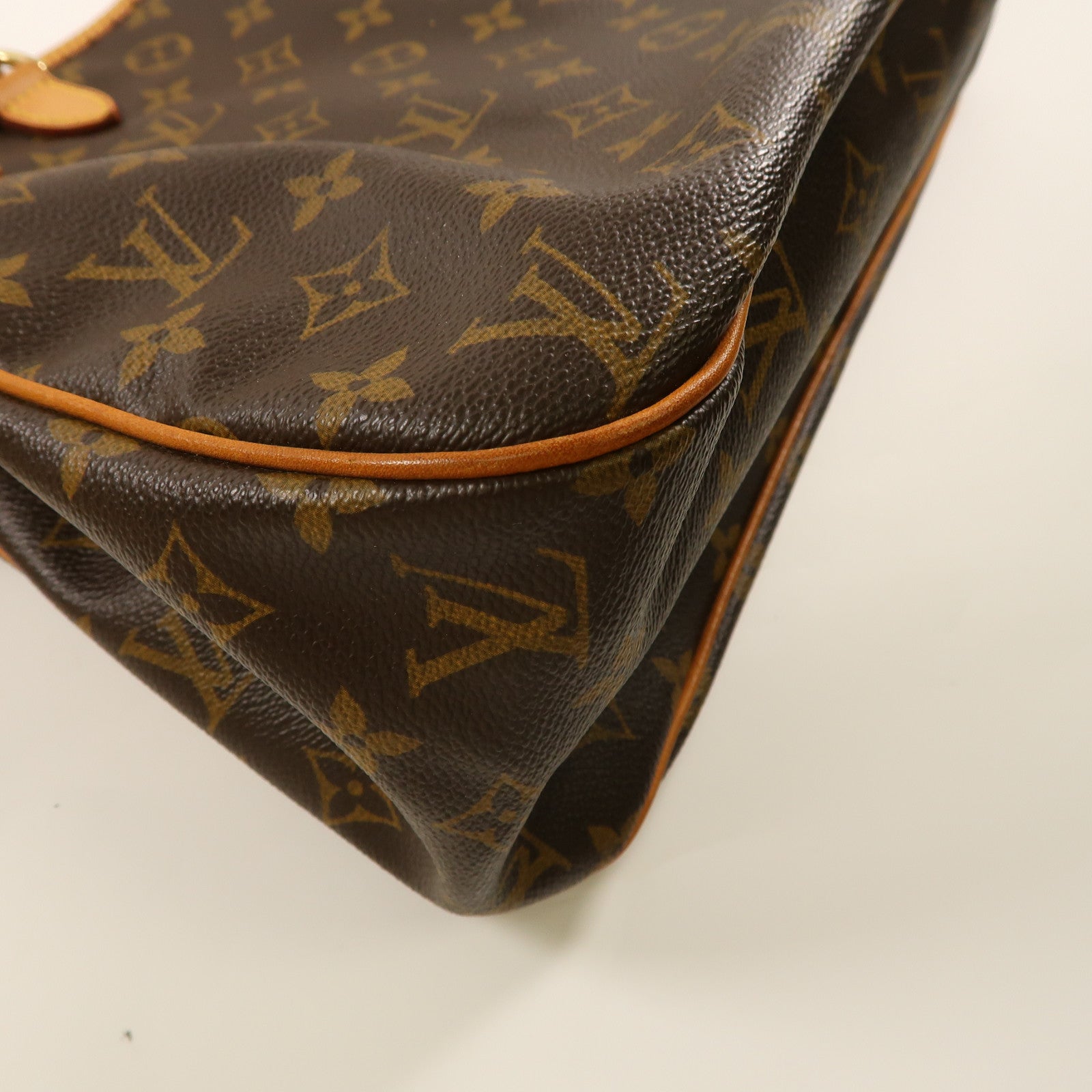 LOUIS VUITTON Monogram Batignolles Horizontal金扣肩背袋啡色