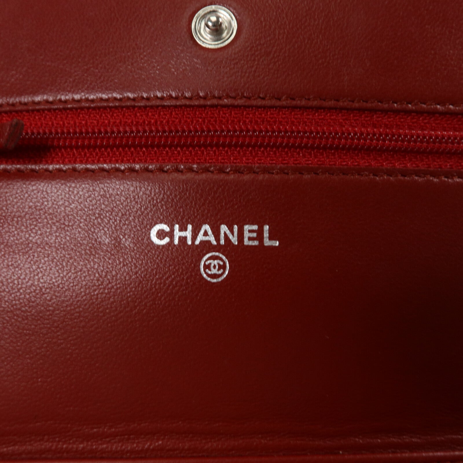 CHANEL Wallet On Chain