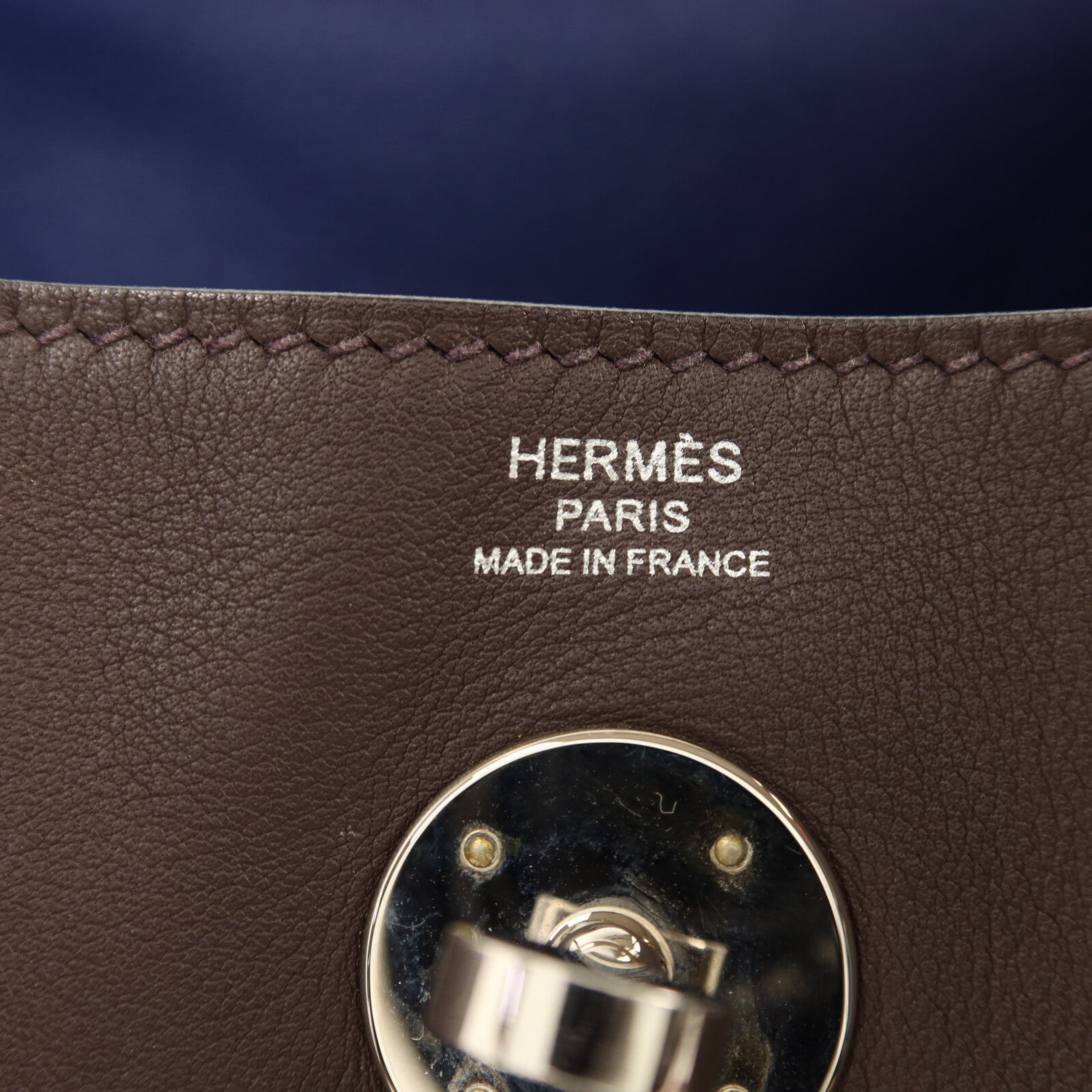HERMES Swift皮革Lindy 26銀扣手挽肩背兩用袋Rouge Sellier/Bleu Saphir