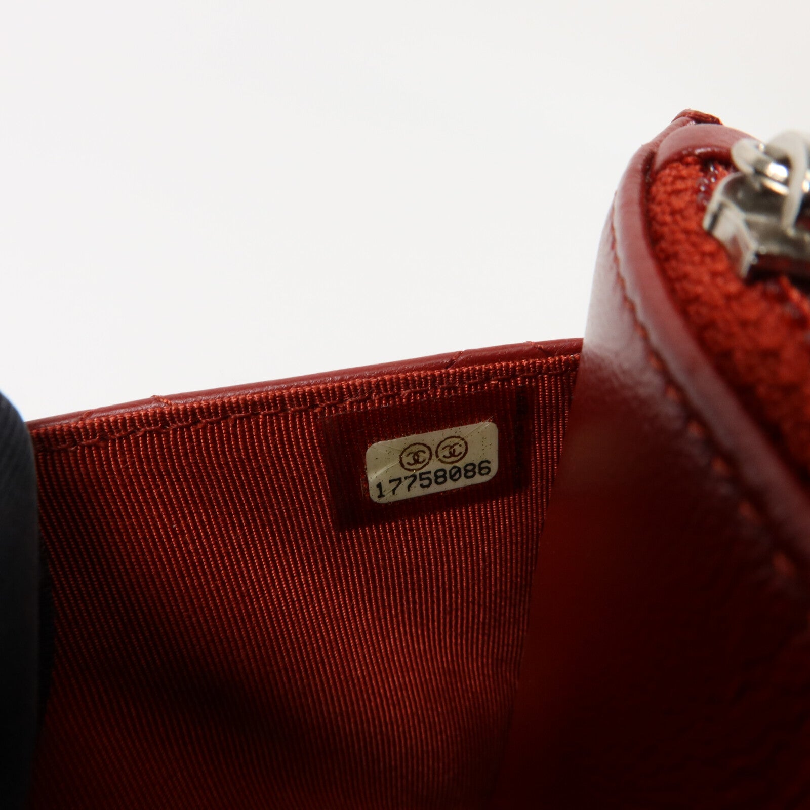 CHANEL Wallet On Chain