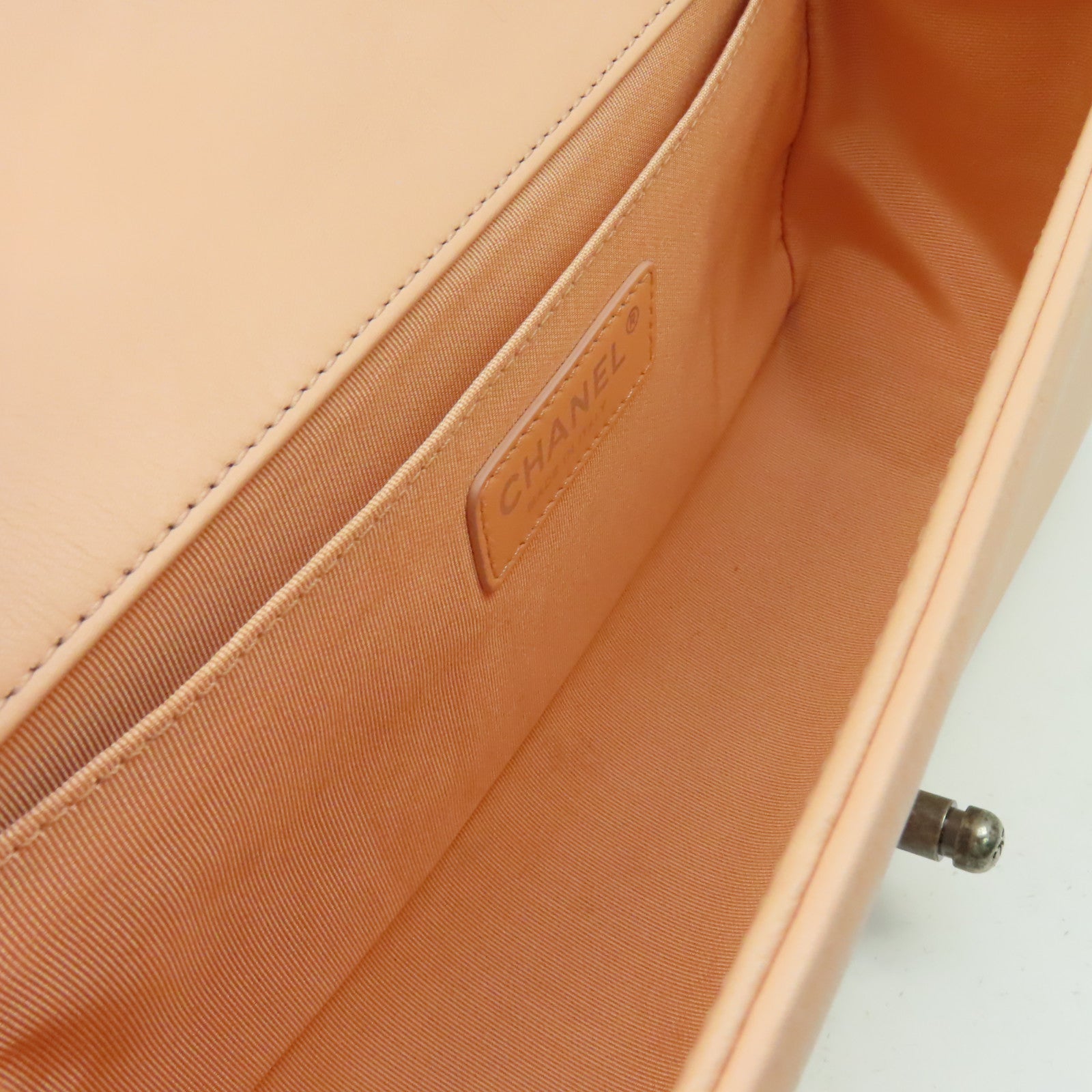 CHANEL 【激減優惠】菱格羊皮皮革Boy Chanel Cain Shoulder Bag銀扣鏈帶肩背袋粉紅色