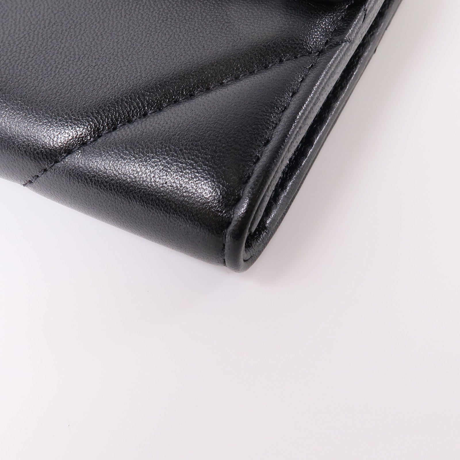 CHANEL 羊皮皮革C19 Long Wallet金扣長錢包黑色