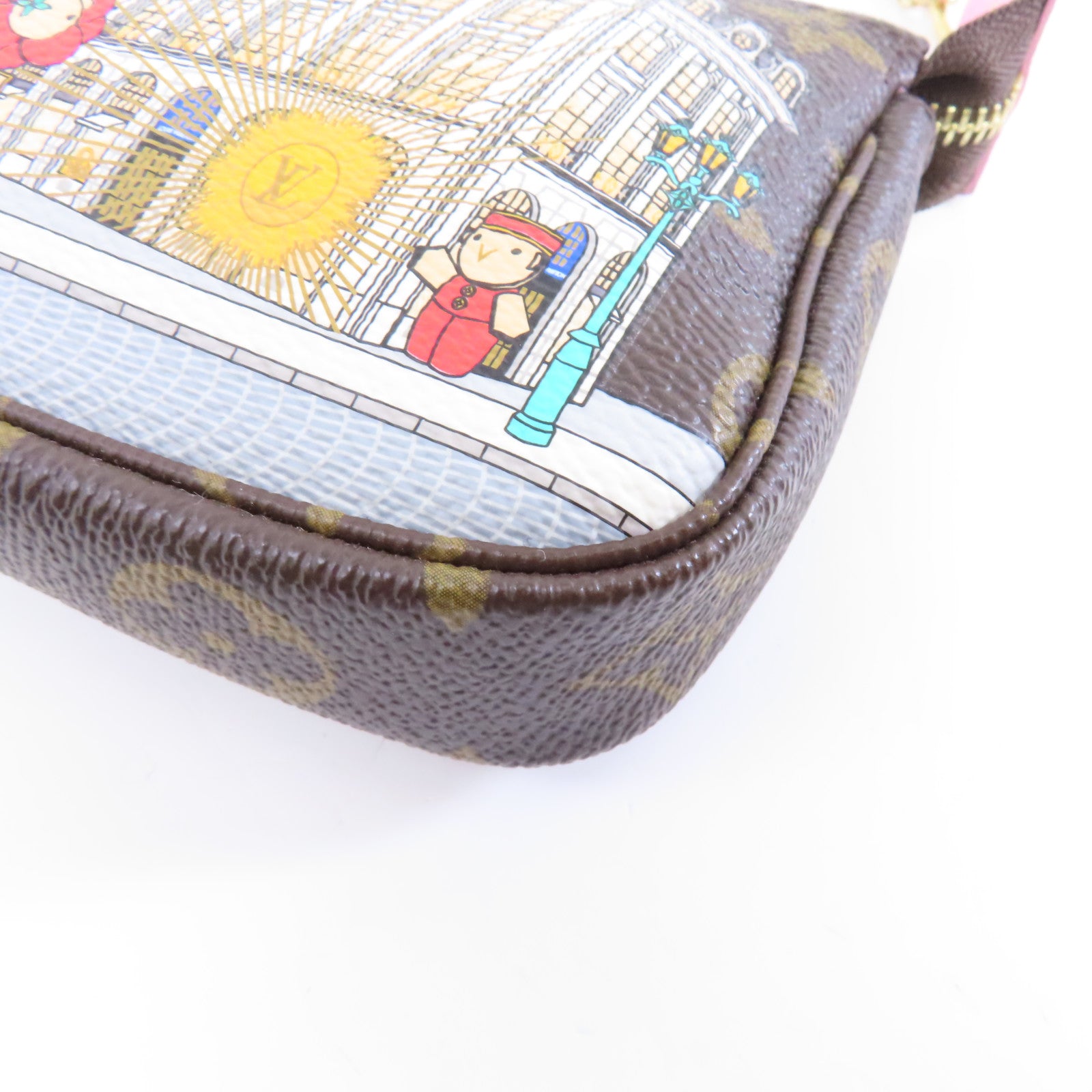 LOUIS VUITTON Monogram Mini Pochette Accessoires Pouch金扣鏈帶手挽袋棕色