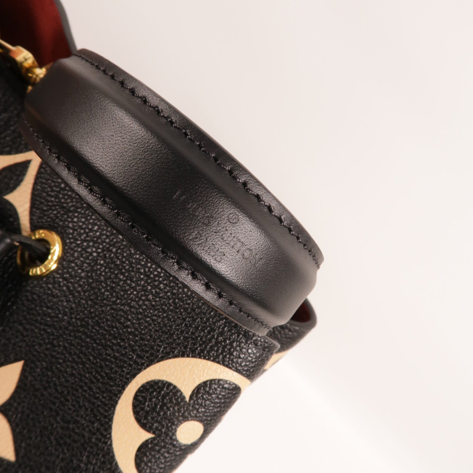 LOUIS VUITTON Monogram Empreinte Bicolor Neo Noe MM金扣手挽肩背兩用袋