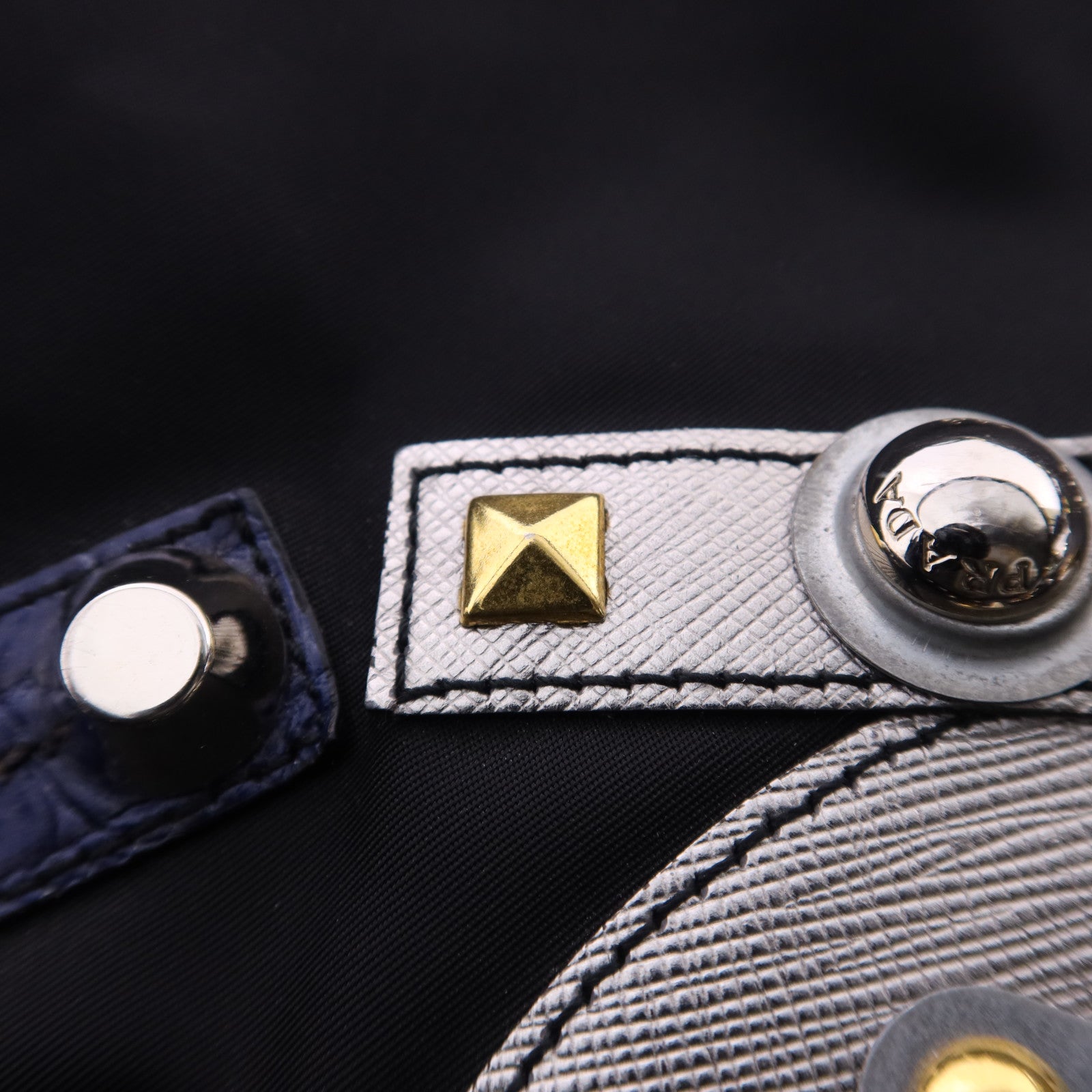 PRADA 尼龍Robot Rucksack銀扣背包1BZ032