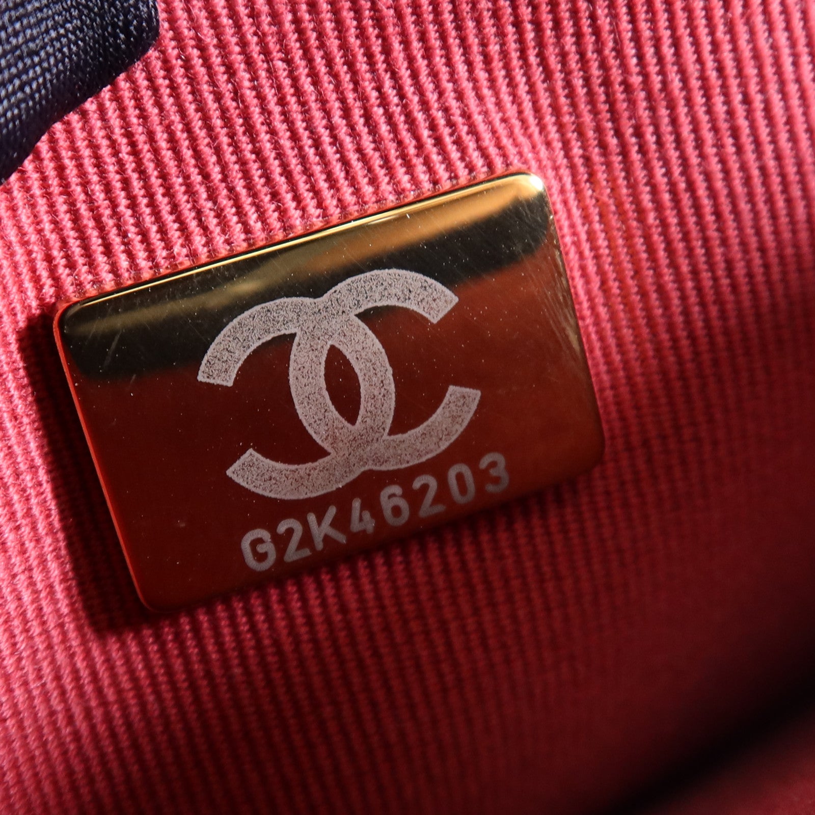 CHANEL 羊皮皮革Chanel 19 WOC鏈帶肩背袋