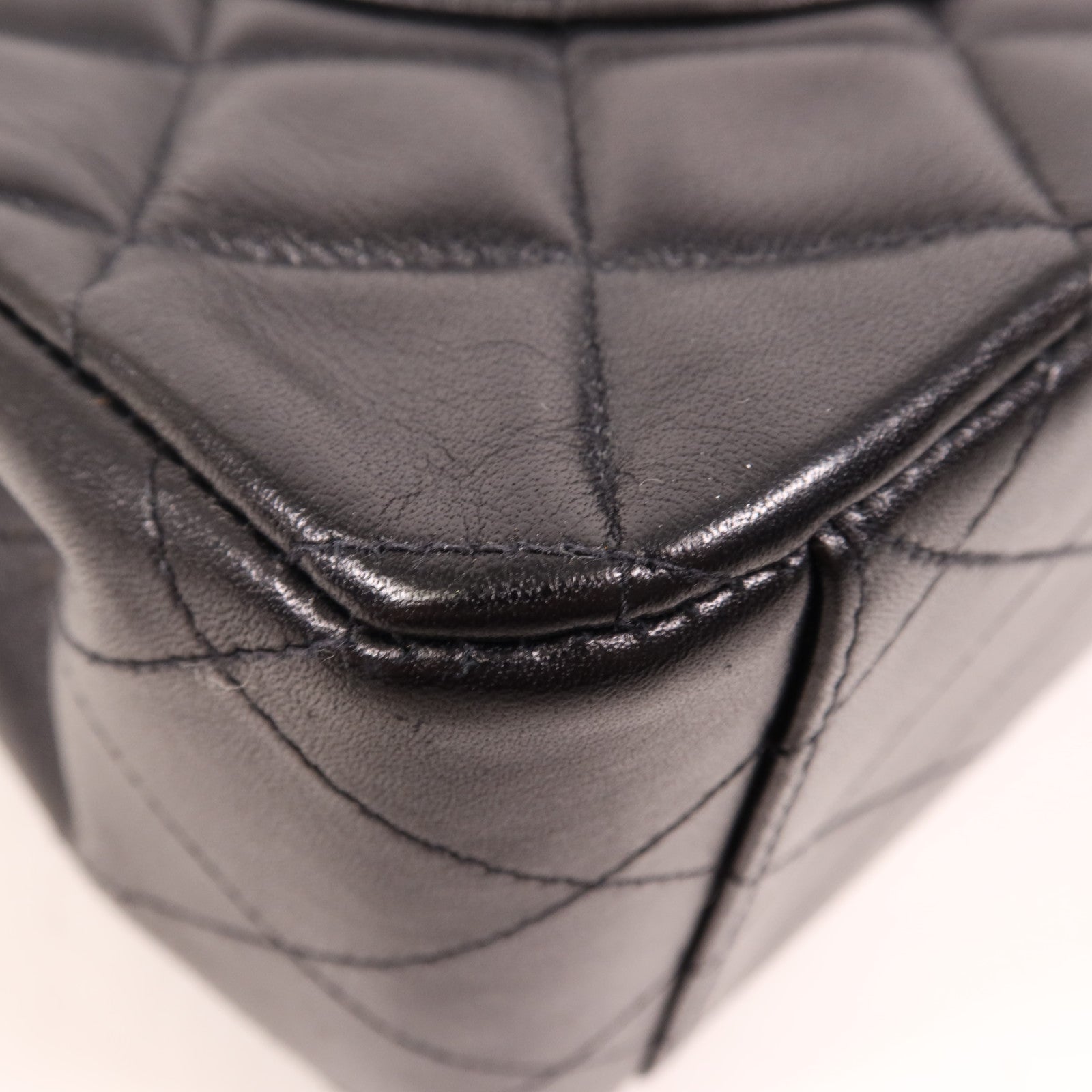 CHANEL 牛皮皮革Vintage Classic Flap Bag金扣鏈帶肩背袋