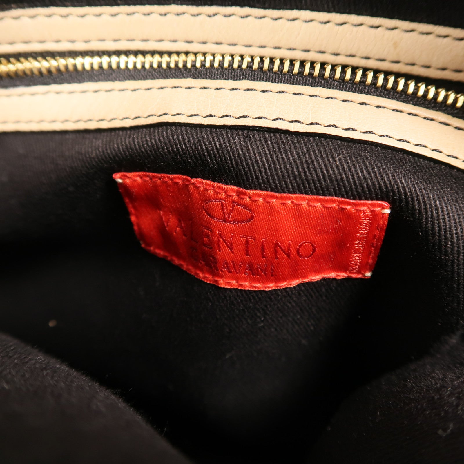 Valentino 羊皮皮革Shoulder Bag金扣肩背袋