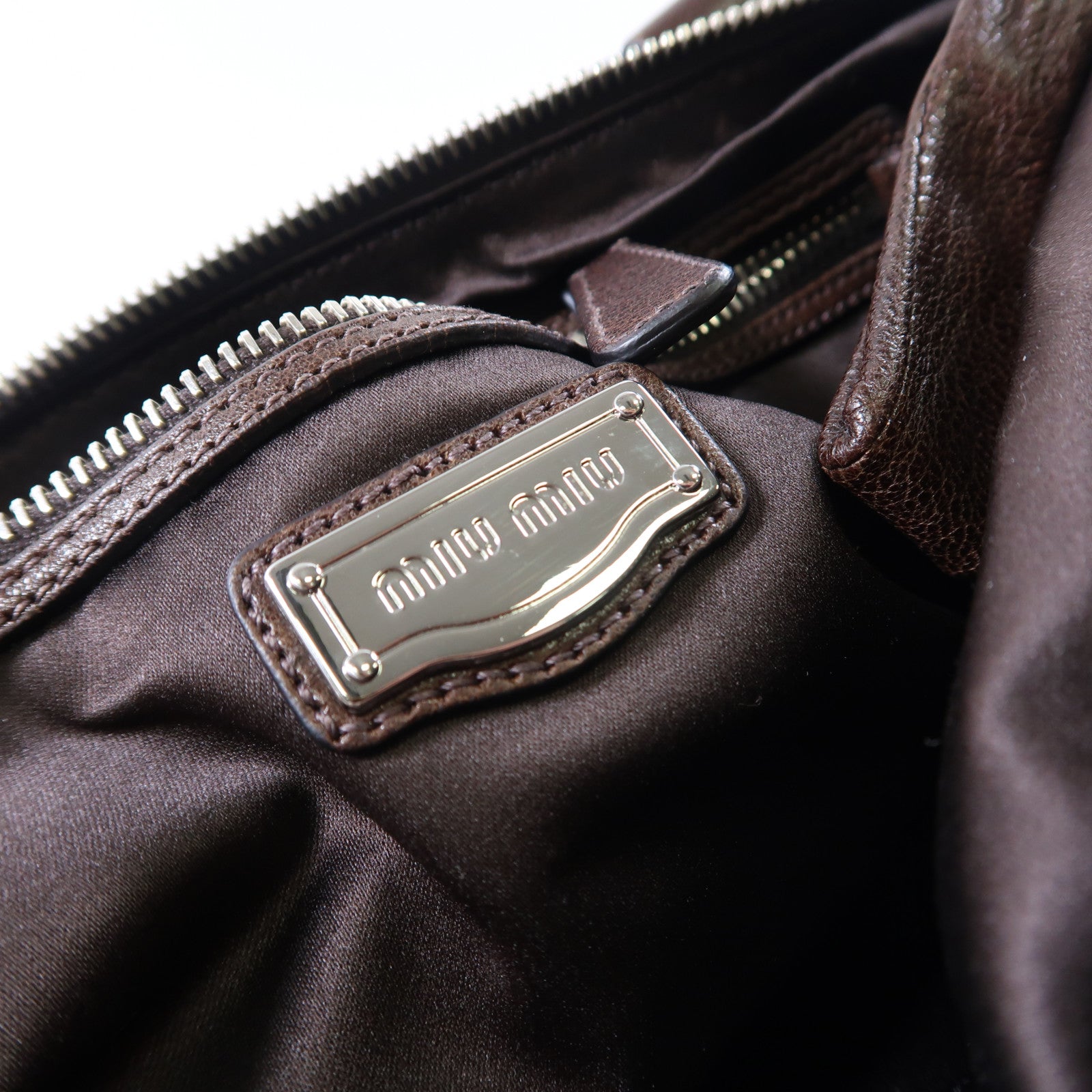 Miu Miu 牛皮皮革Hand Bag銀扣手挽袋啡色