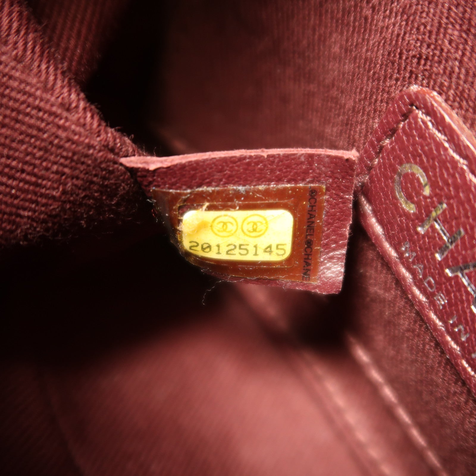 CHANEL 牛皮皮革Chain Shoulder Bag銀扣肩背袋