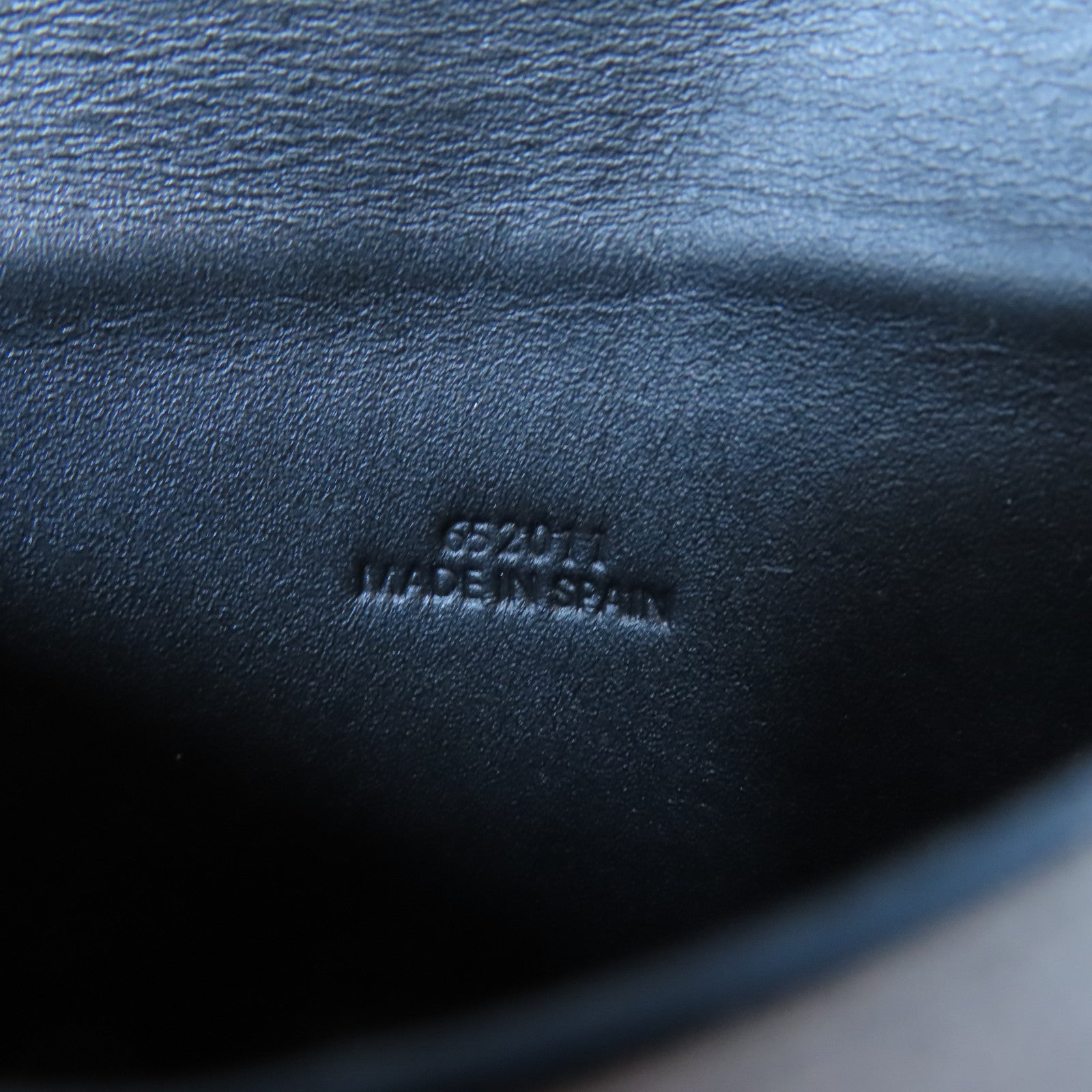 LOEWE 牛皮皮革Heel Pouch Small肩背袋黑色