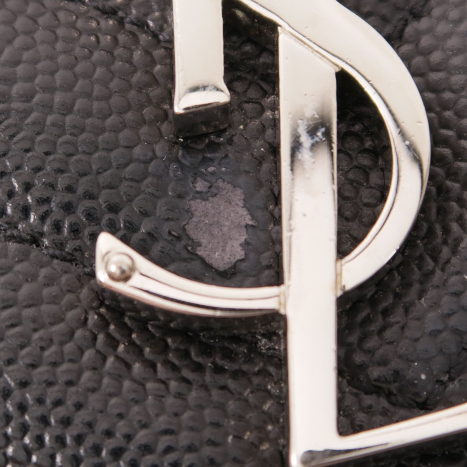 YVES SAINT LAURENT 牛皮皮革Chain Shoulder銀扣肩背袋