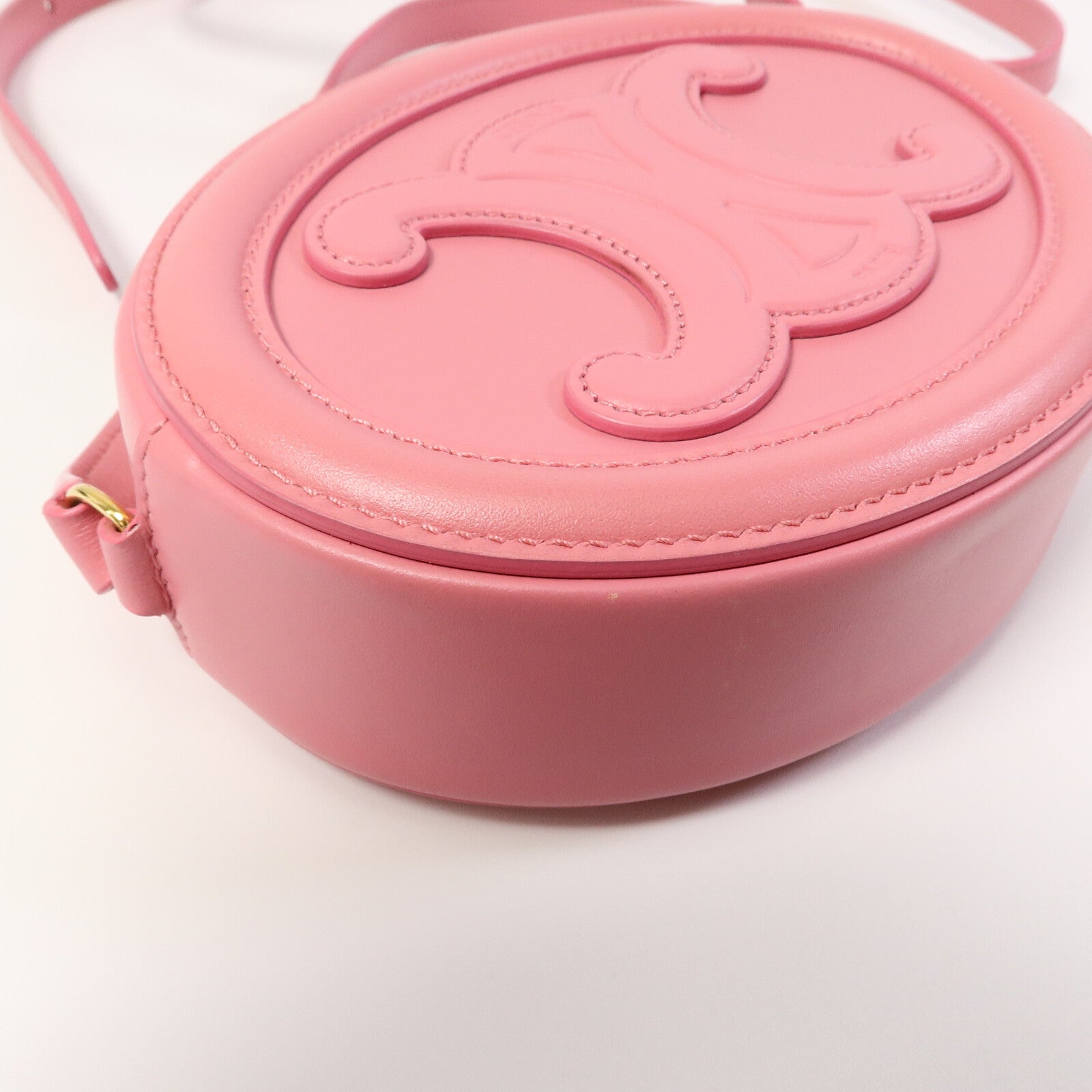 CELINE 牛皮皮革Cuir Triomphe Oval肩背袋