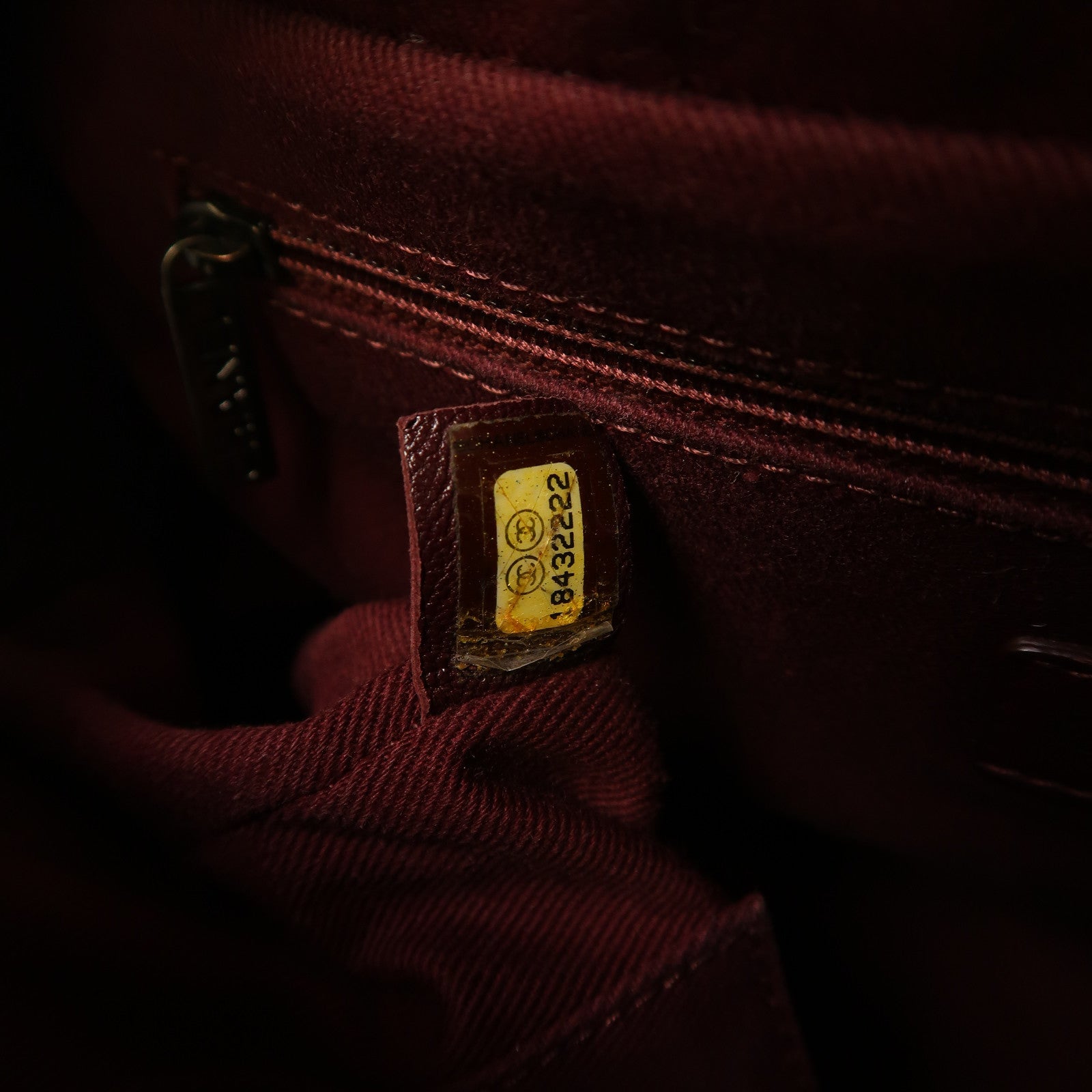 CHANEL 【激減優惠】菱格牛皮皮革Shoulder Bag銀扣肩背袋黑色