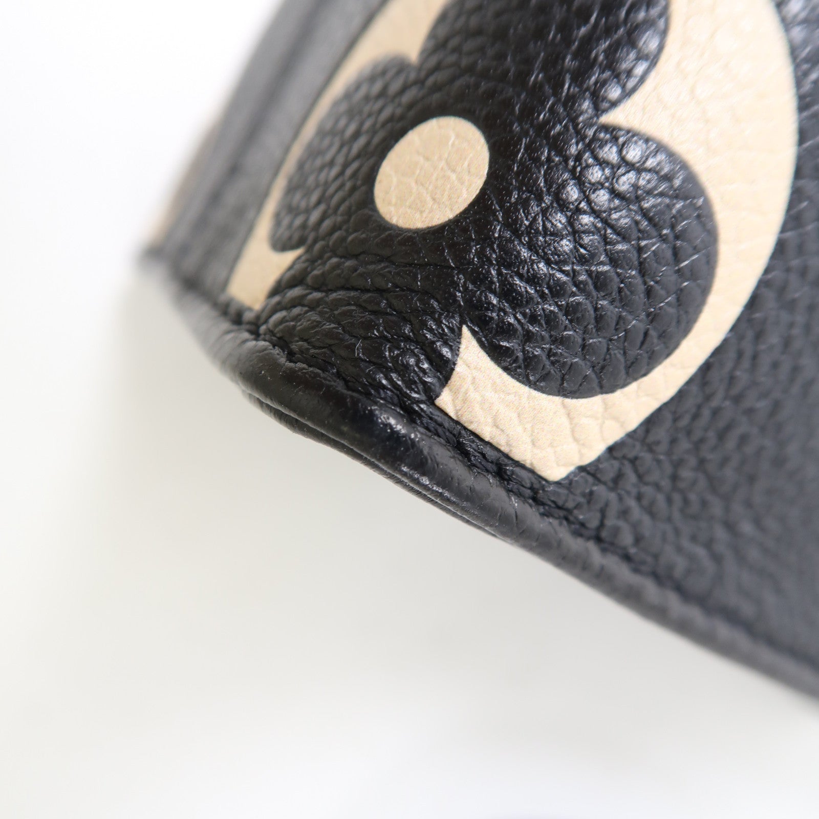 LOUIS VUITTON Monogram Empreinte On The Go PM金扣手挽肩背兩用袋黑色/米色