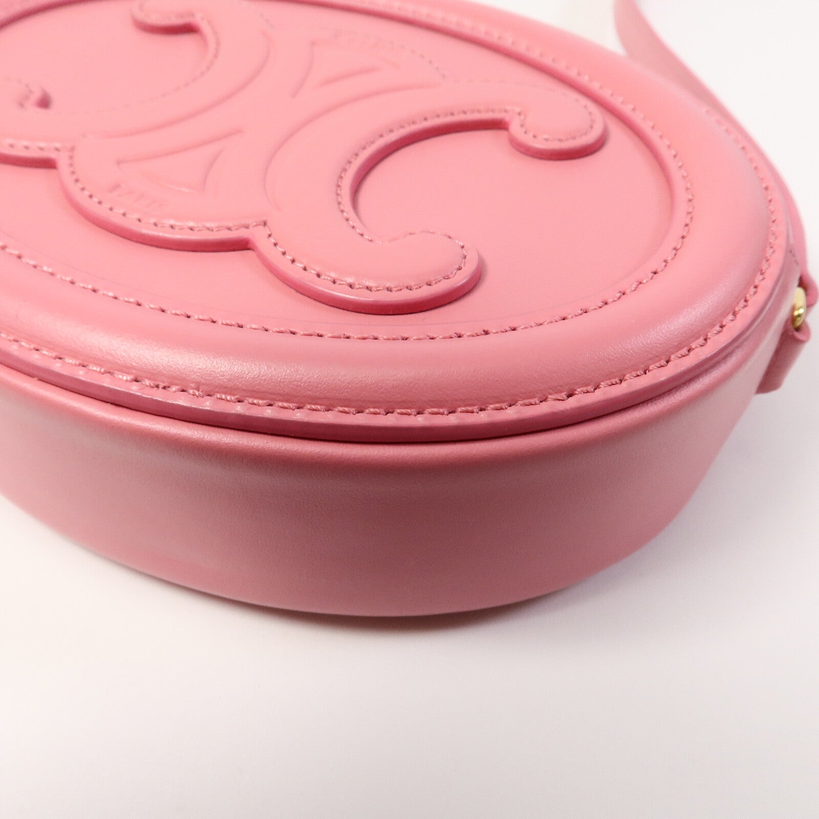 CELINE 牛皮皮革Cuir Triomphe Oval肩背袋