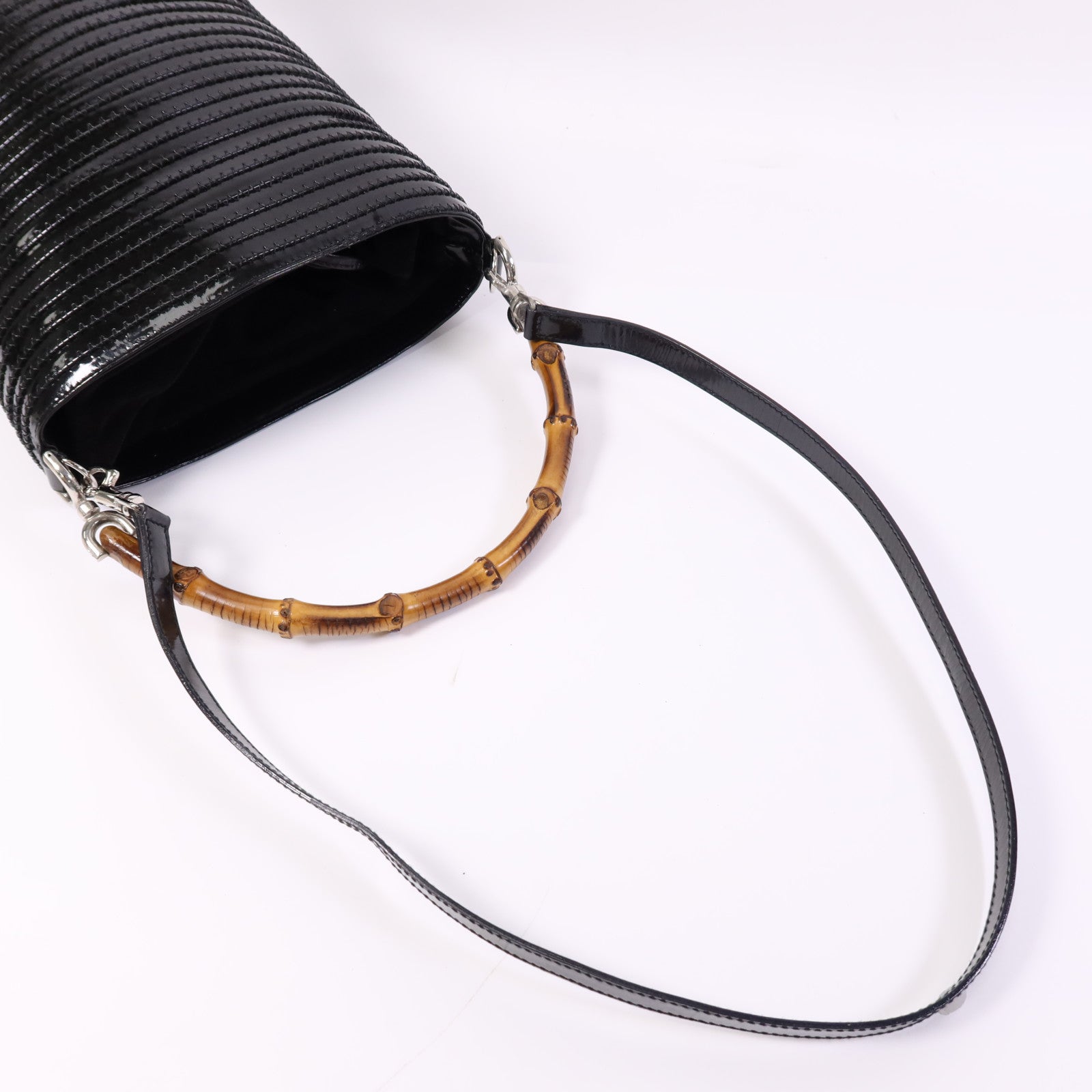 GUCCI 漆皮皮革Shoulder Bag銀扣肩背袋