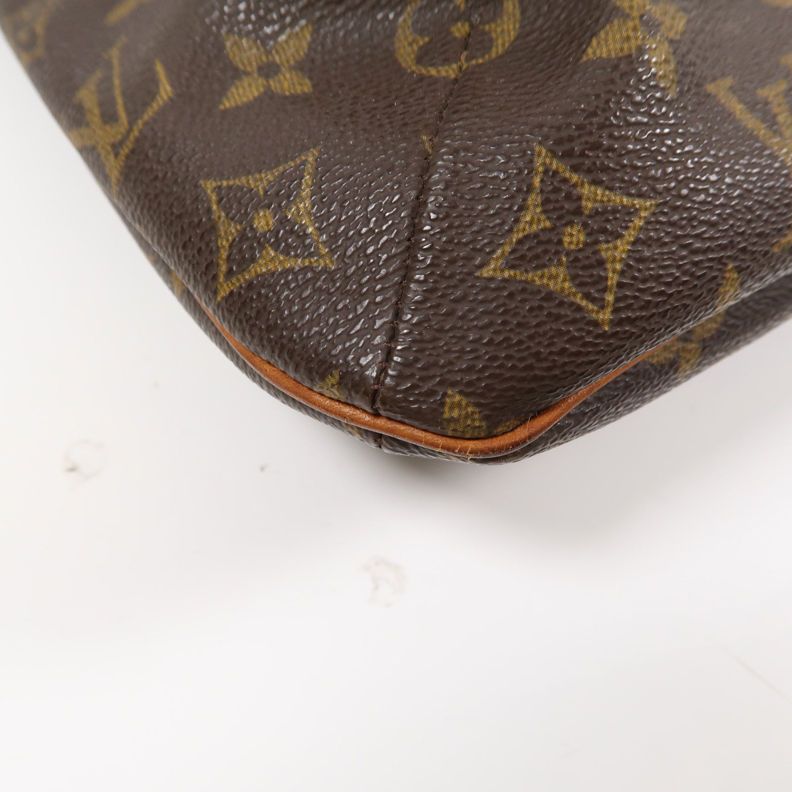 LOUIS VUITTON Monogram Neverfull MM金扣手挽袋啡色