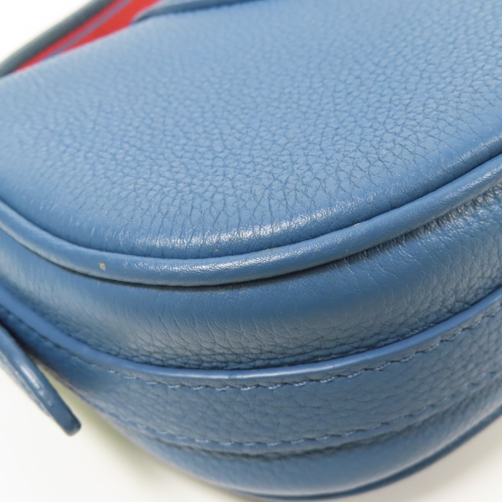 LOUIS VUITTON 牛皮皮革Pont 9 Soft PM金扣肩背袋