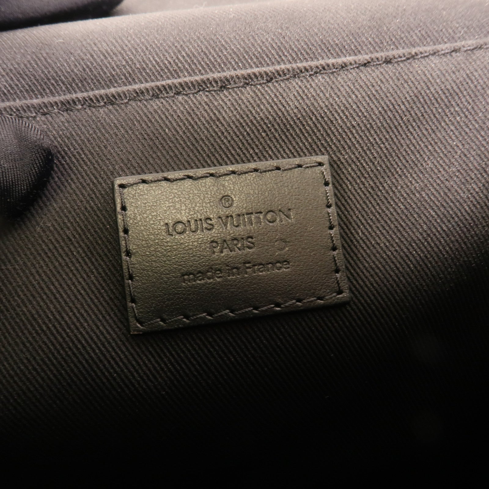LOUIS VUITTON Monogram Eclipse Nano Steamer肩背袋